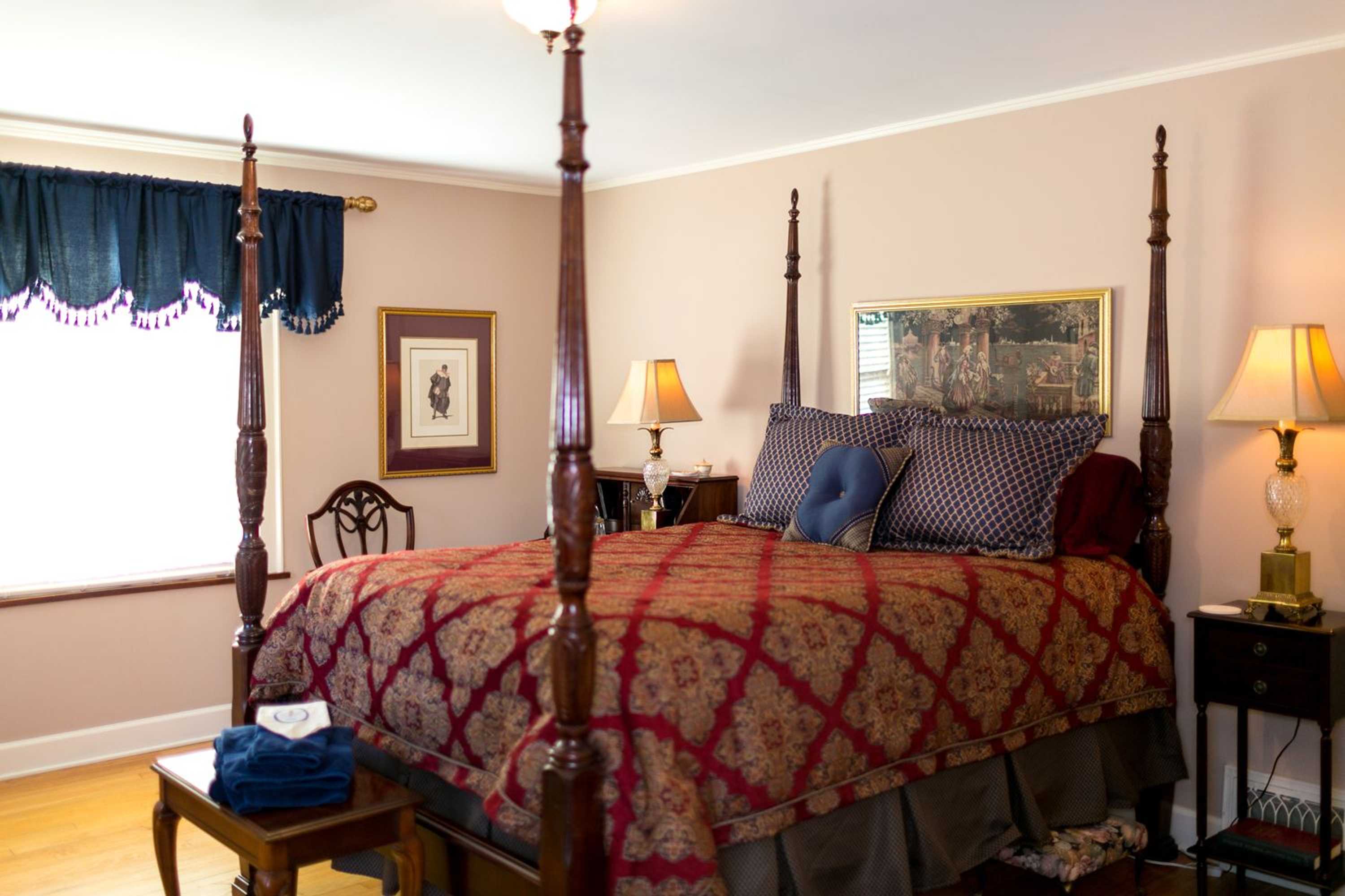 Gift card for 1810 Emerson House Bed & Breakfast - Adults Only Gift card for 1810 Emerson House Bed & Breakfast - Adults Only