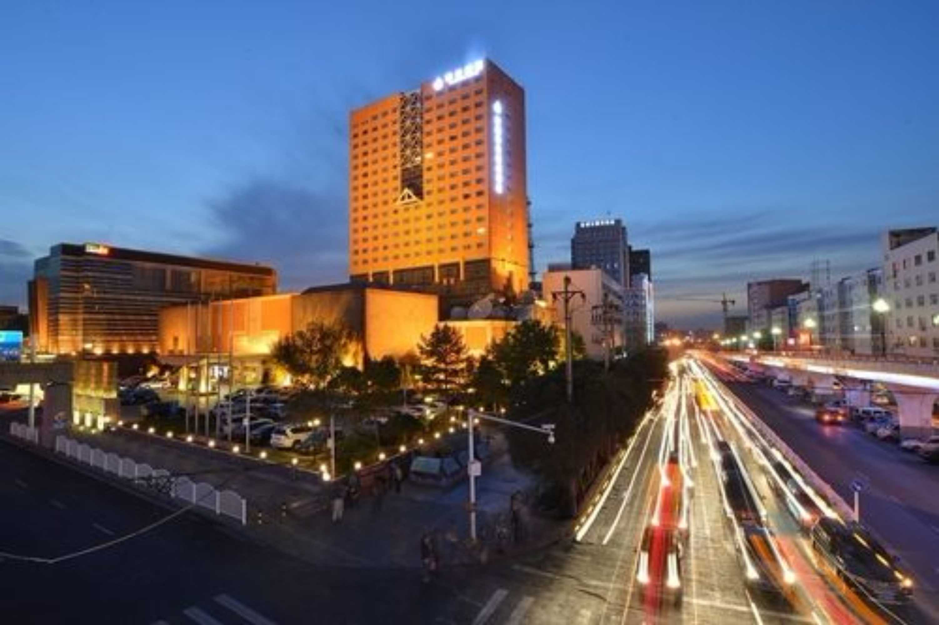 Gift card for Luxemon Xinjiang Yindu Hotel Gift card for Luxemon Xinjiang Yindu Hotel