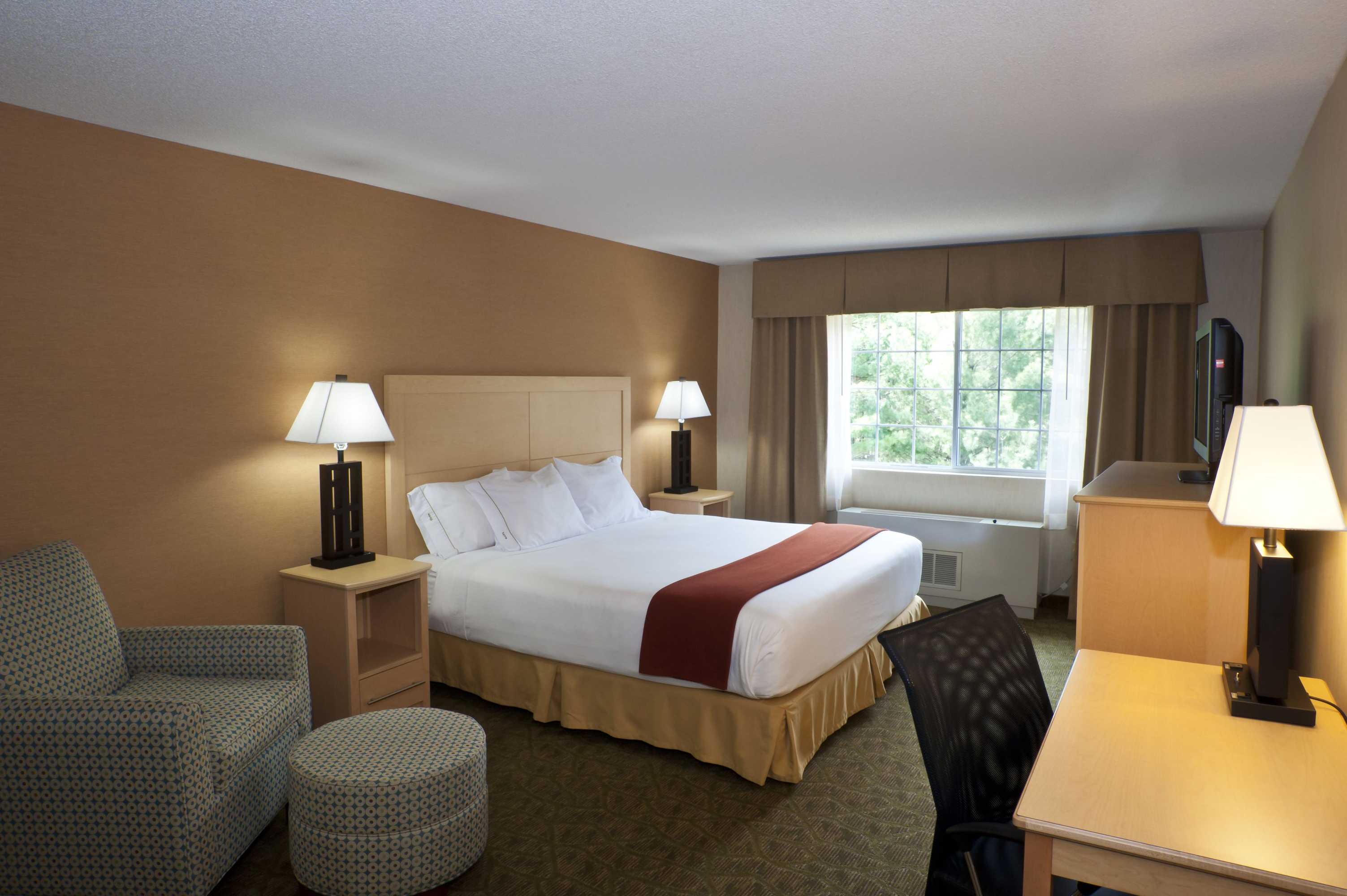 Gift card for Holiday Inn Express North Conway by Ihg Gift card for Holiday Inn Express North Conway by Ihg