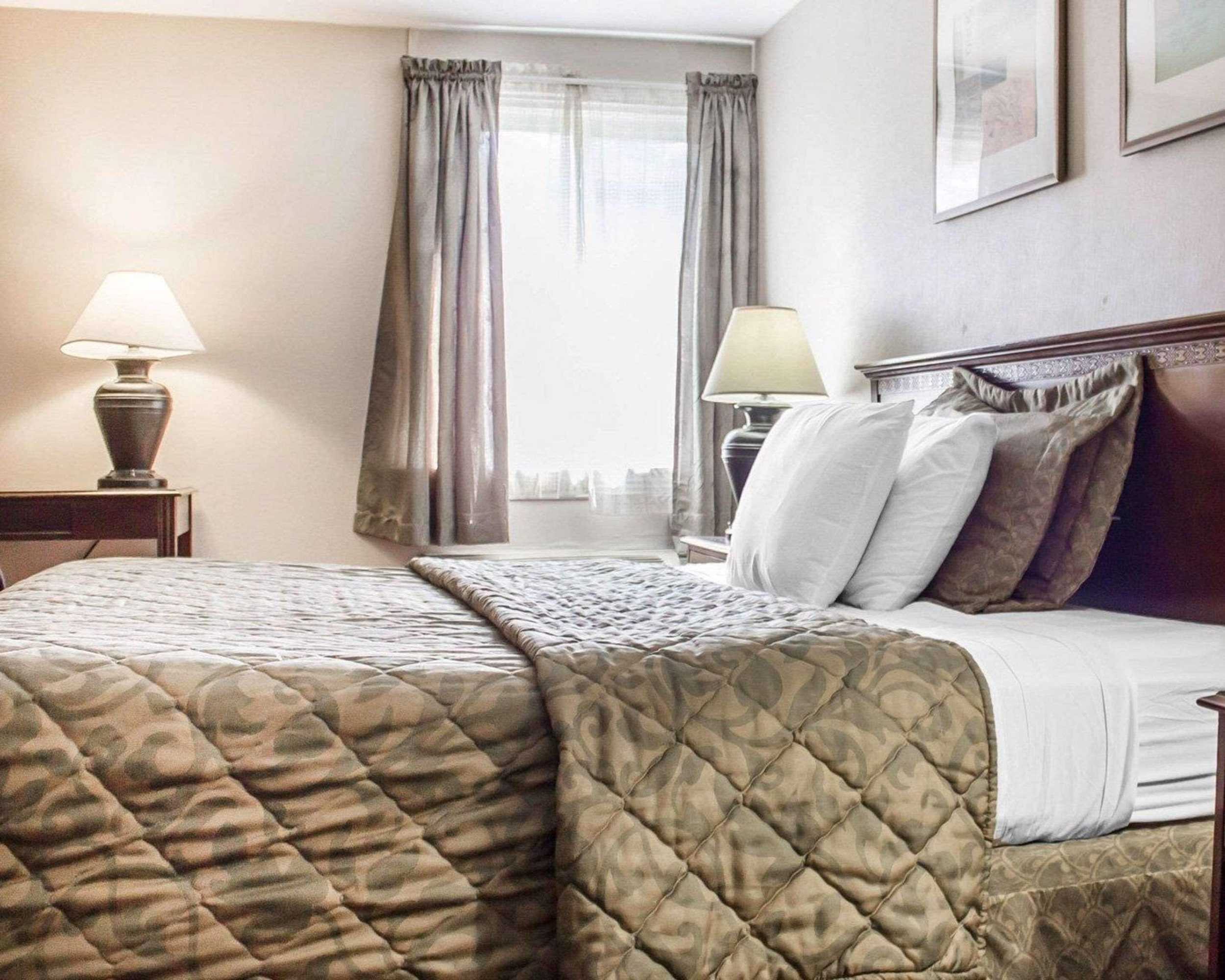 Gift card for Rodeway Inn Huntington Station - Melville Gift card for Rodeway Inn Huntington Station - Melville