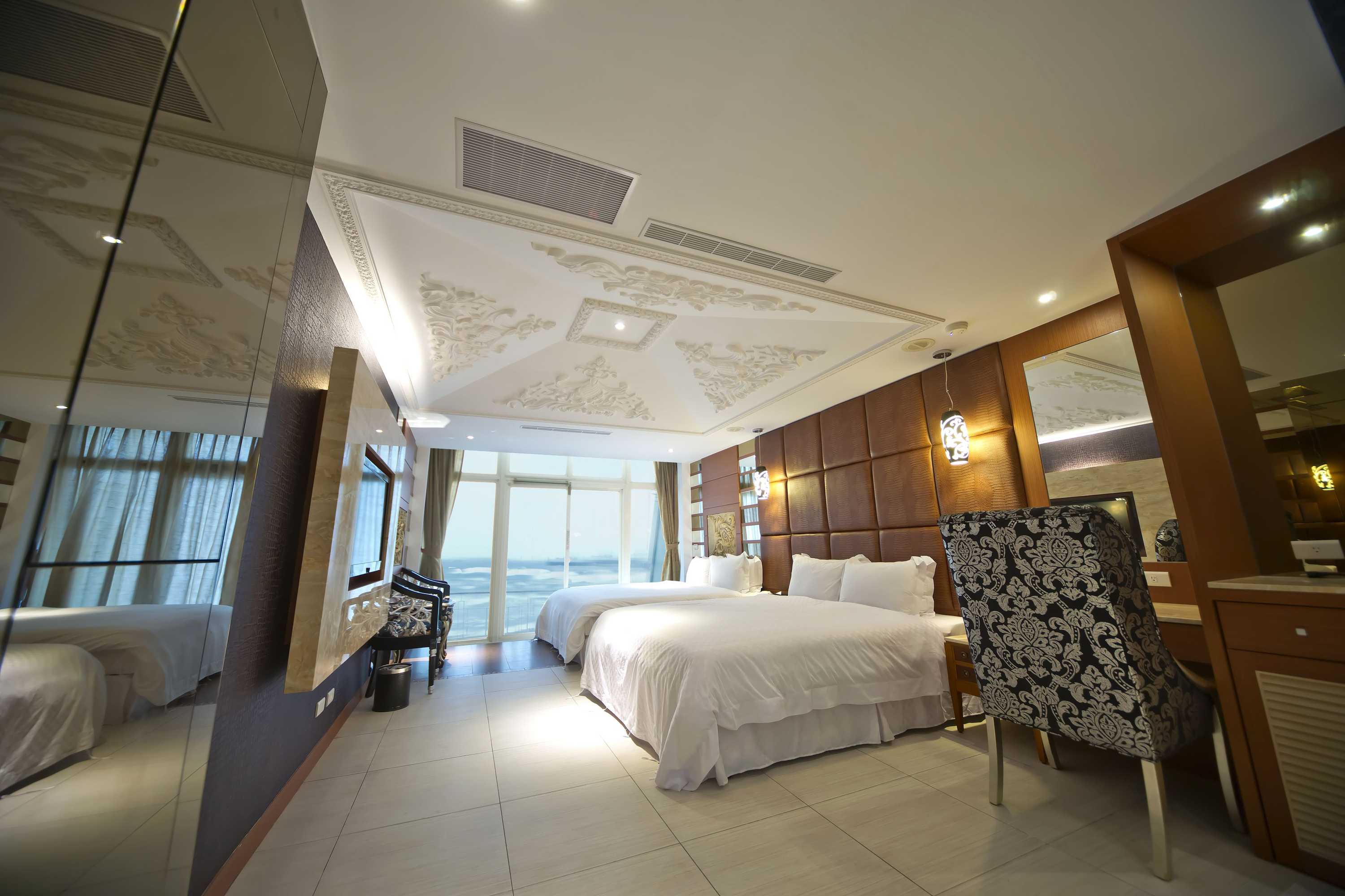 Gift card for White House Beach Hotspring Resort