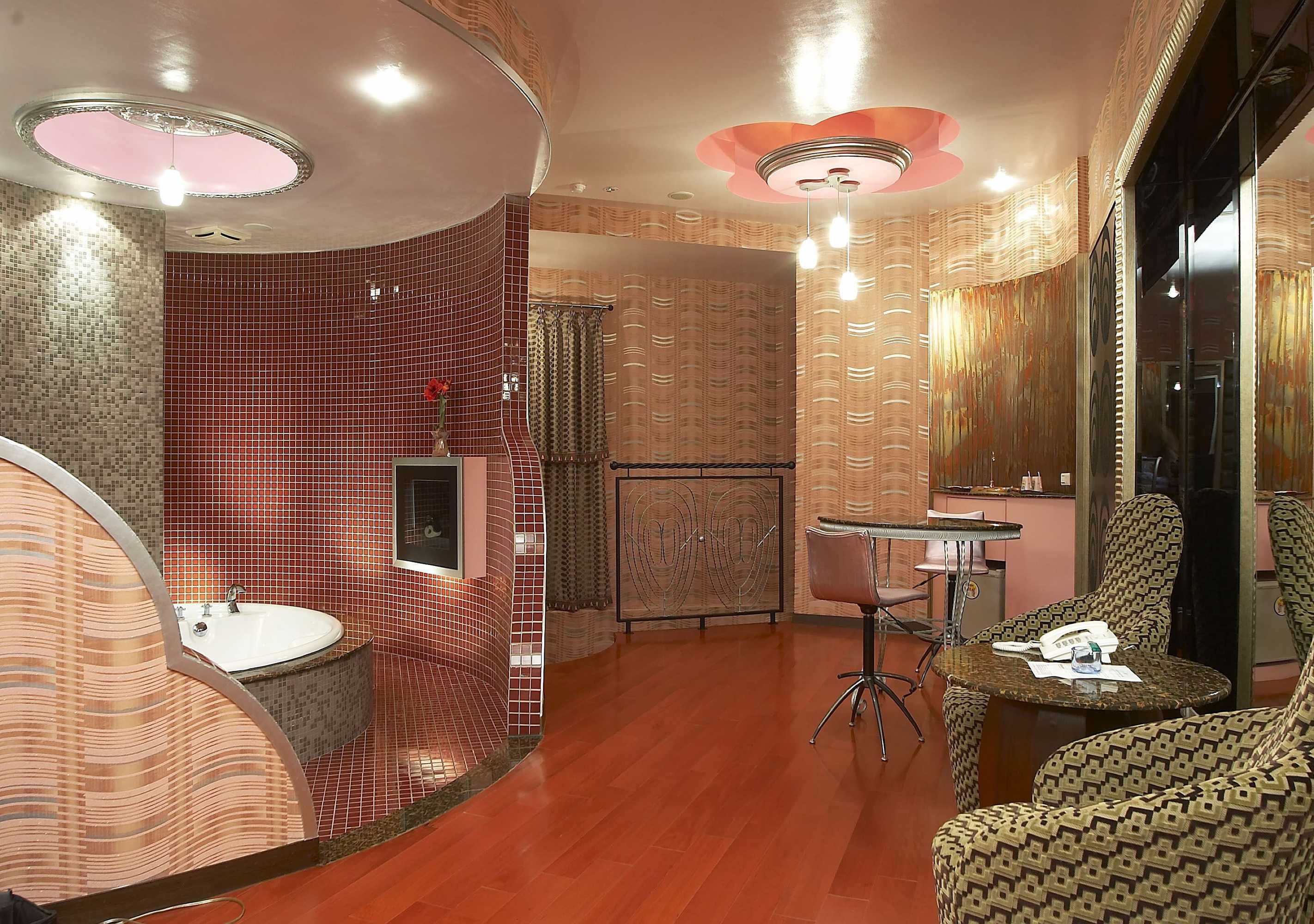 Gift card for Royal Group Motel Nan Tse Branch