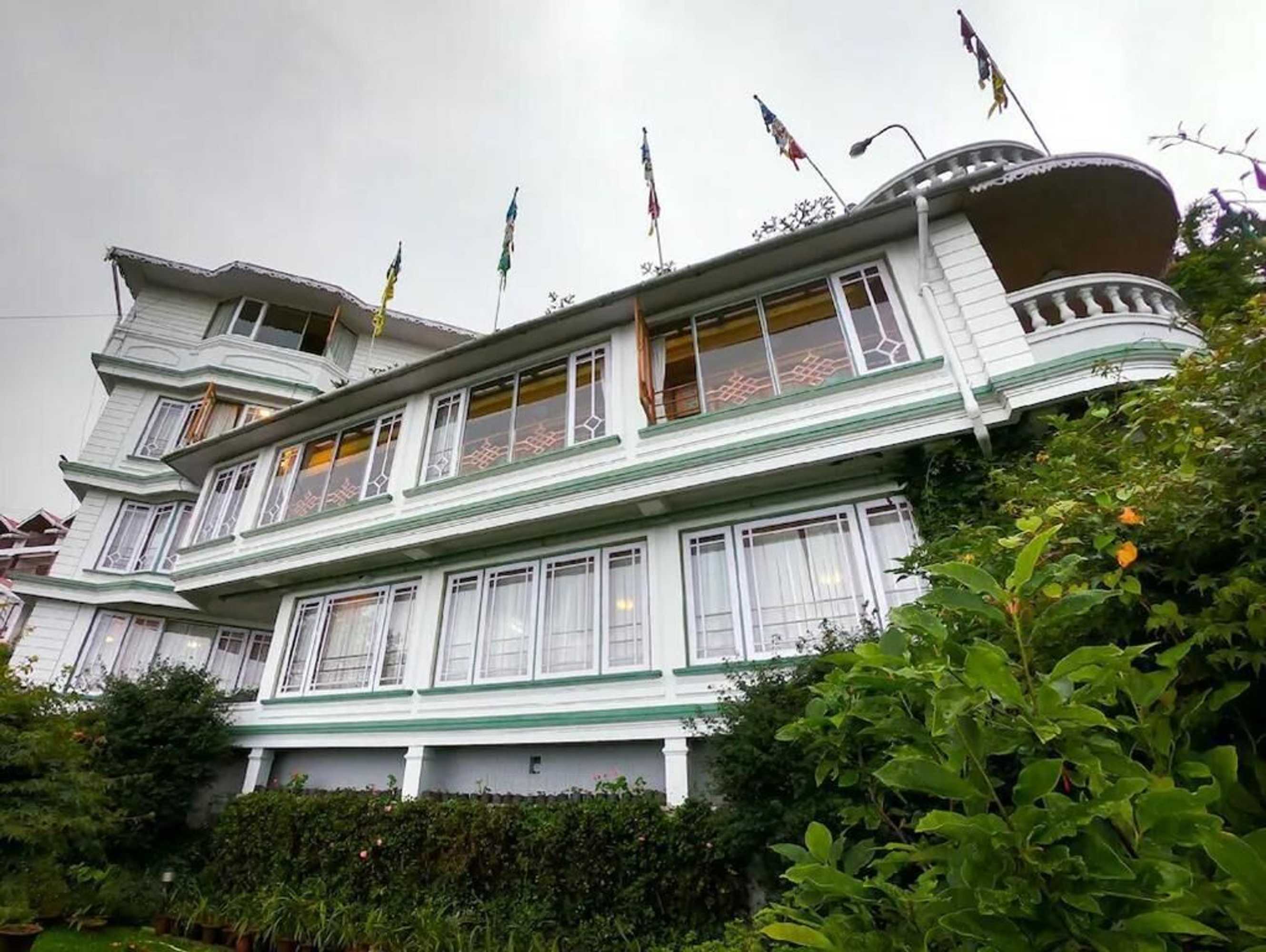 Gift card for Udaan Dekeling Resort Darjeeling Gift card for Udaan Dekeling Resort Darjeeling