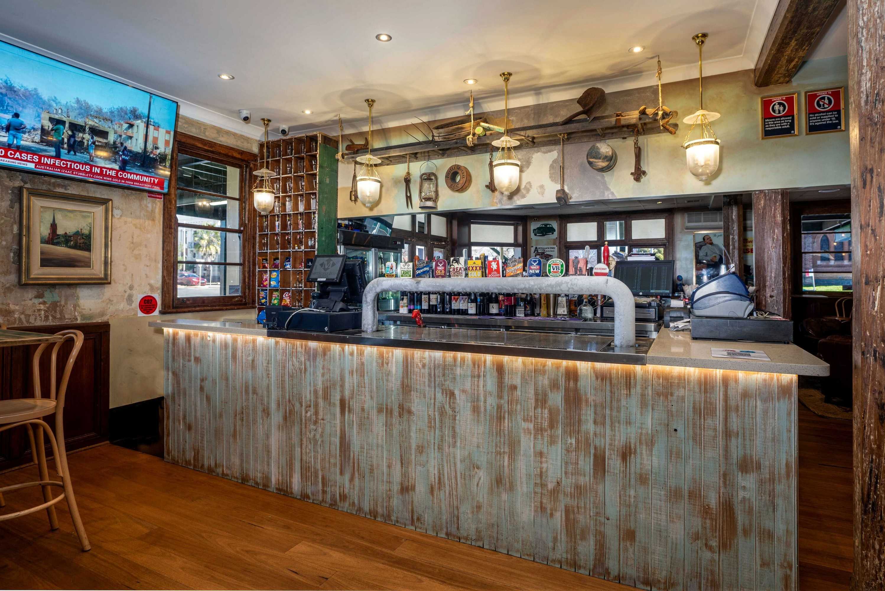 Gift card for Metropolitan Hotel Orange Gift card for Metropolitan Hotel Orange