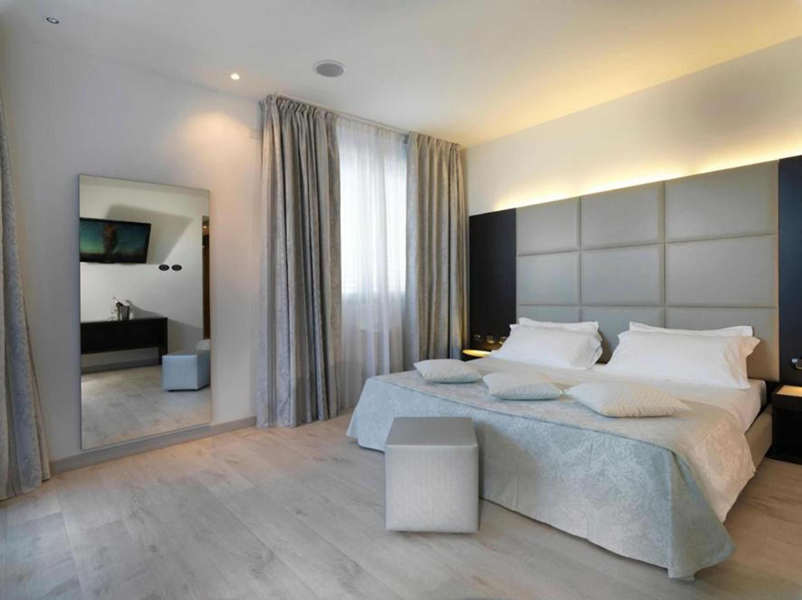 Gift card for Blu 9 Hotel