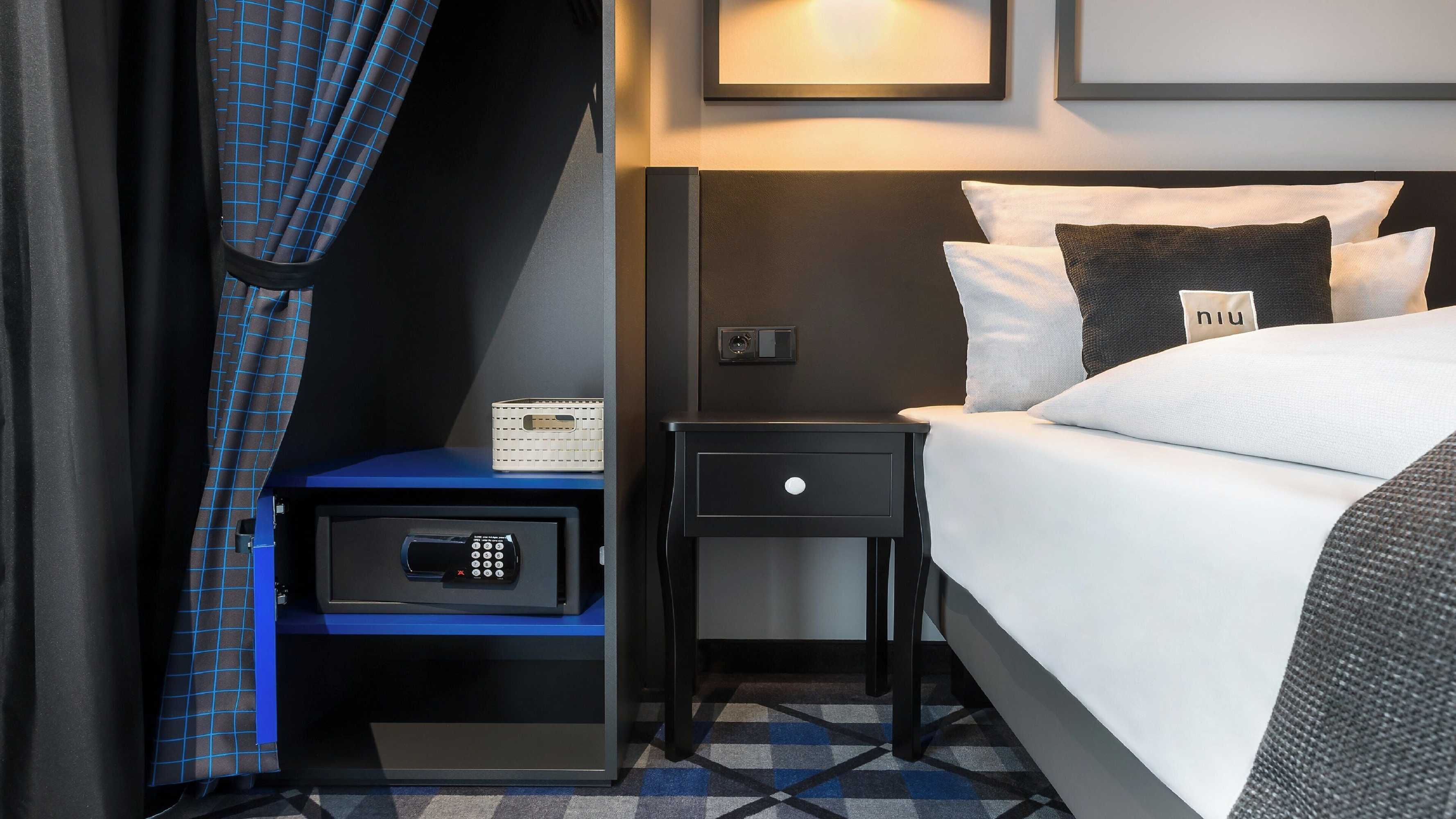 Gift card for Holiday Inn - The Niu, Square Mannheim by Ihg Gift card for Holiday Inn - The Niu, Square Mannheim by Ihg