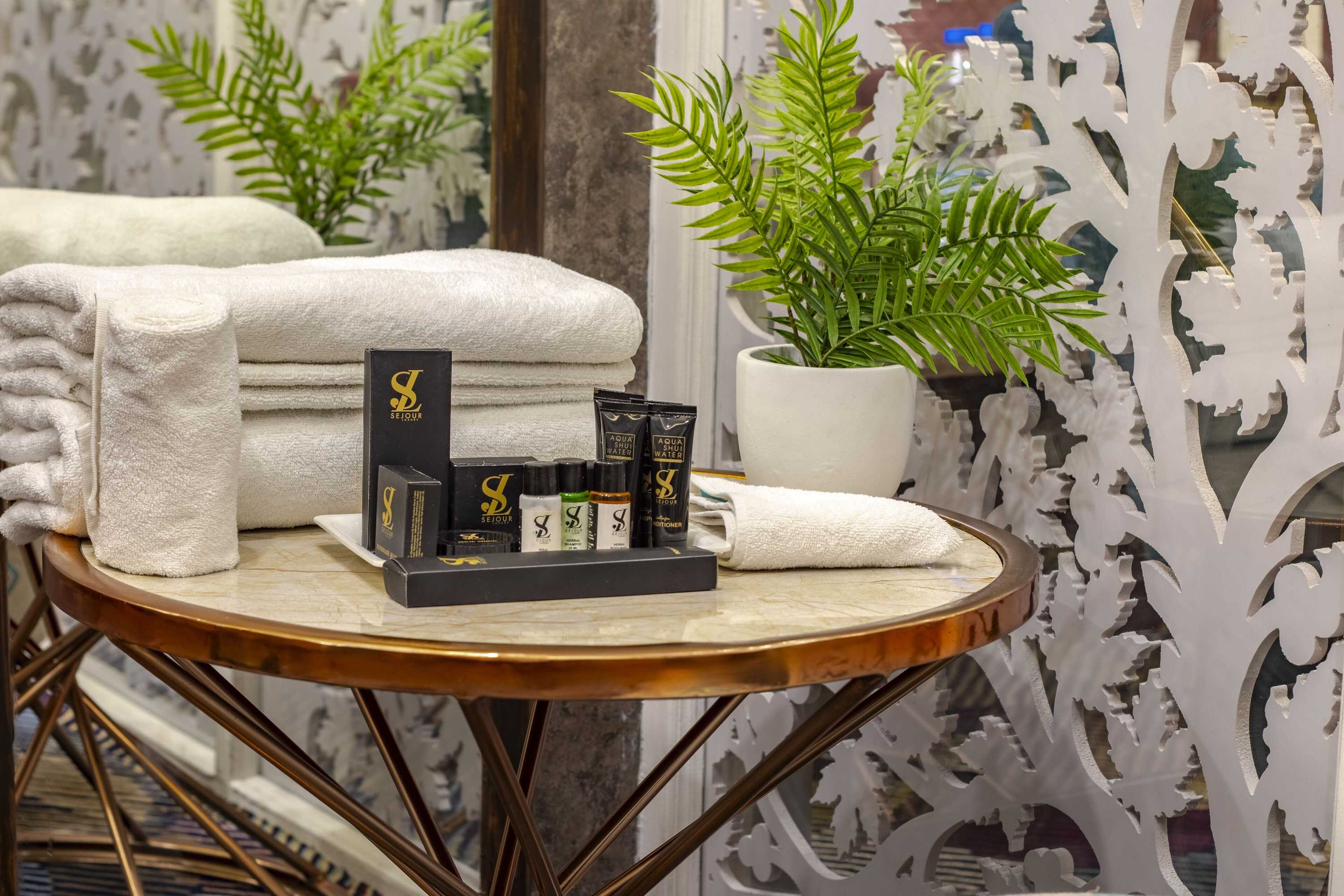 Gift card for Hotel Sejour Luxury Srinagar Gift card for Hotel Sejour Luxury Srinagar