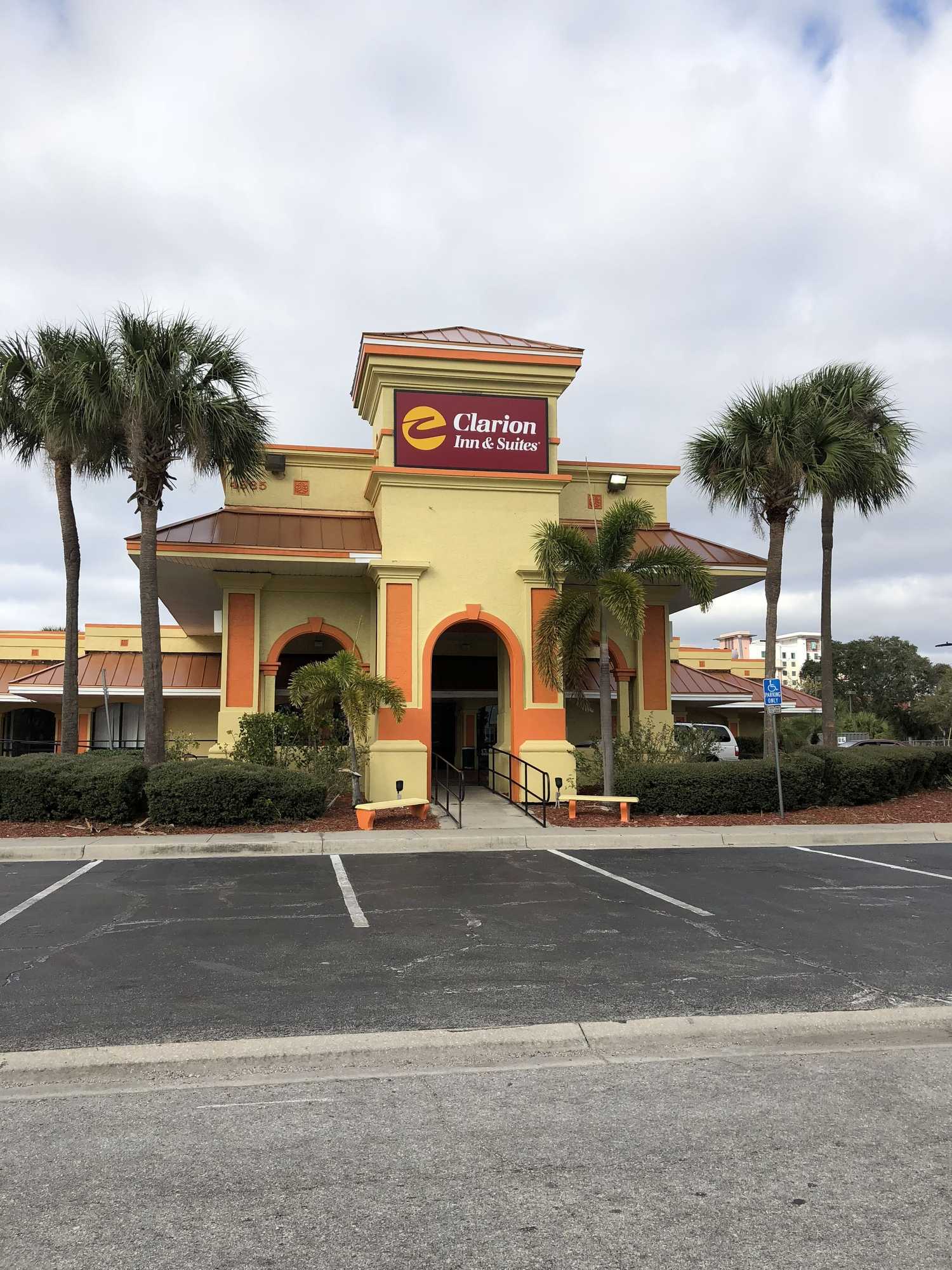 Gift card for Clarion Inn & Suites Kissimmee-Lake Buena Vista South Gift card for Clarion Inn & Suites Kissimmee-Lake Buena Vista South