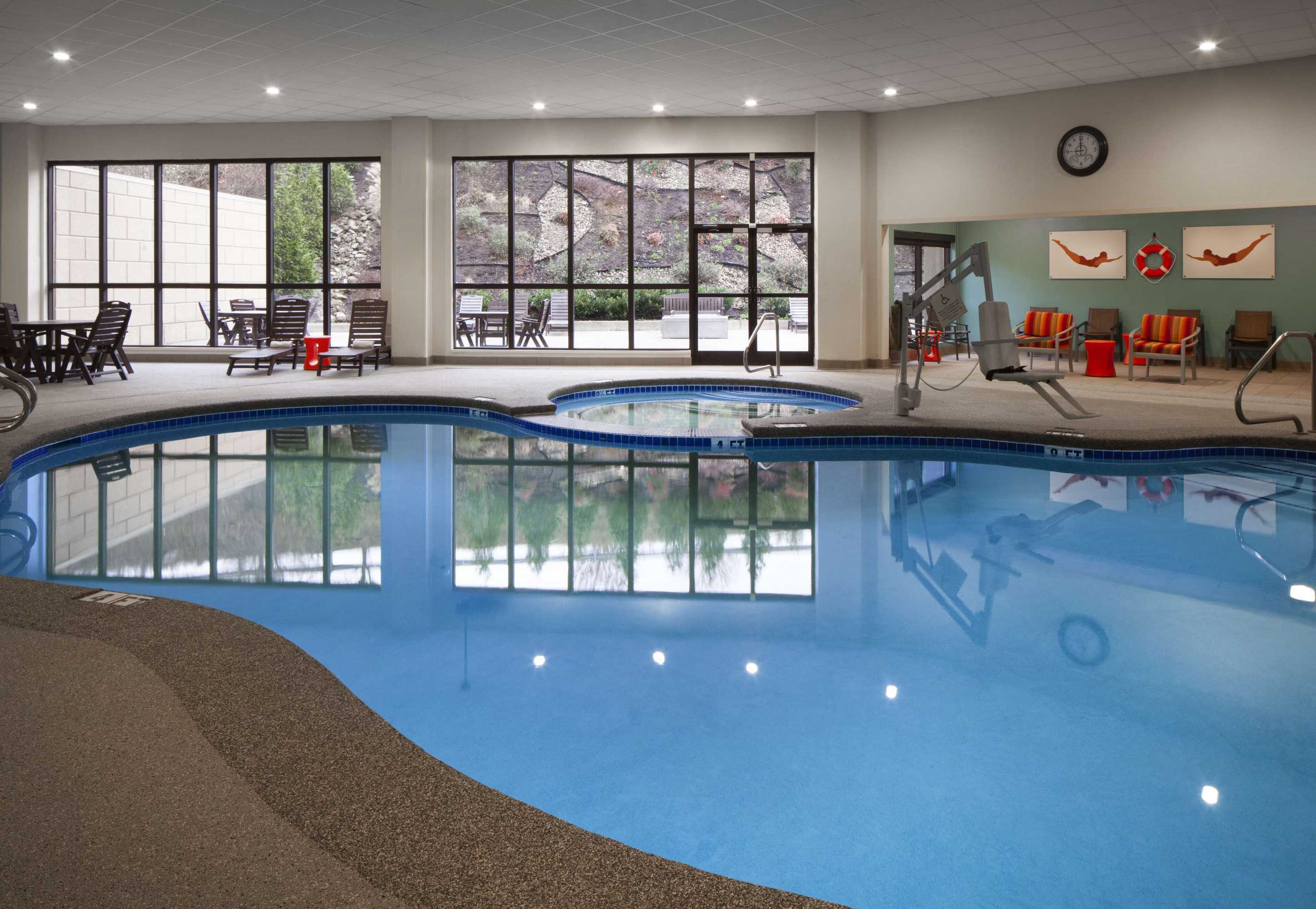 Gift card for Hampton Inn Charleston-Southridge Gift card for Hampton Inn Charleston-Southridge