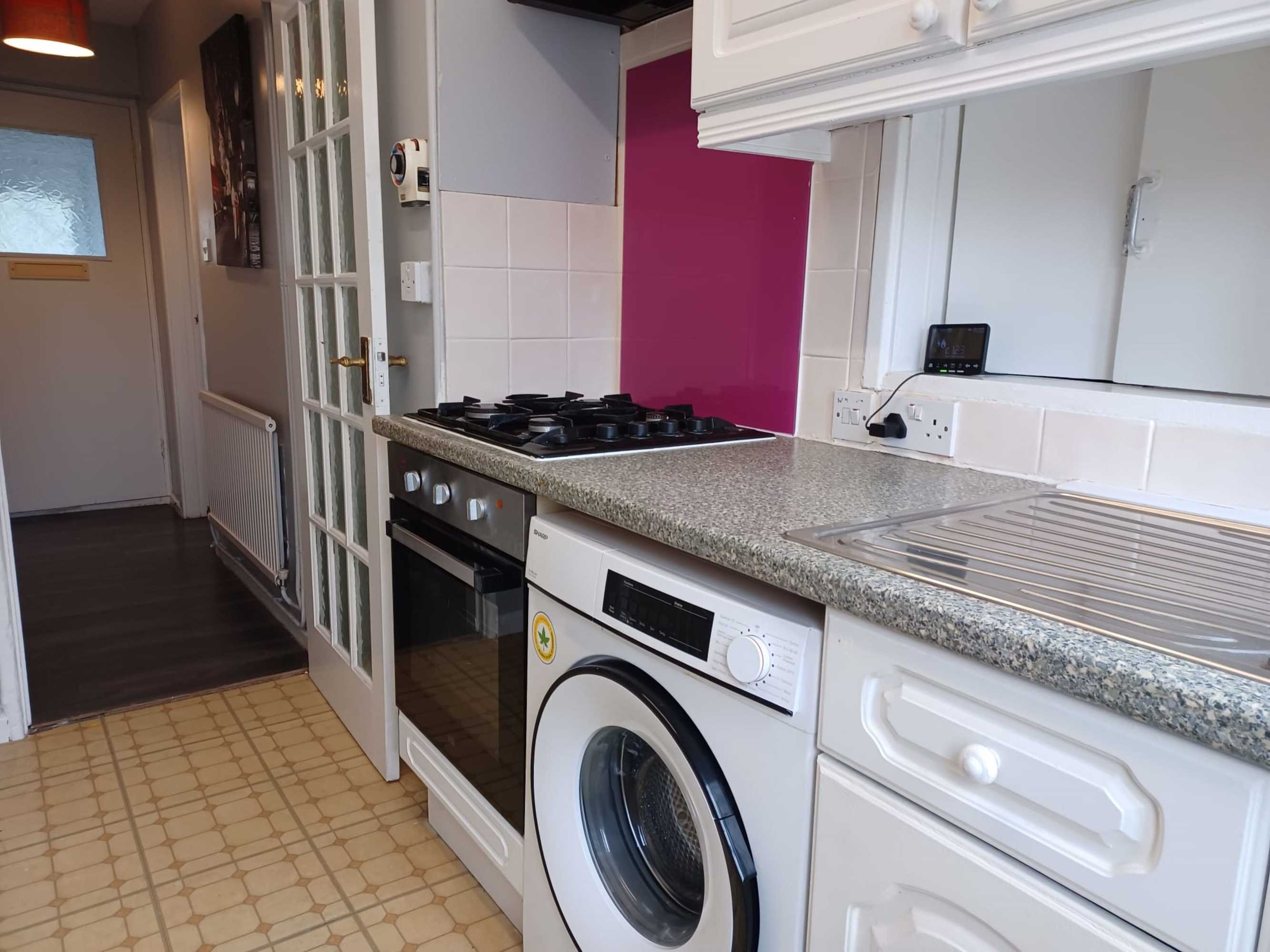Gift card for Poynters House - Huku Kwetu Luton & Dunstable - Spacious 2 Bedroom House Gift card for Poynters House - Huku Kwetu Luton & Dunstable - Spacious 2 Bedroom House