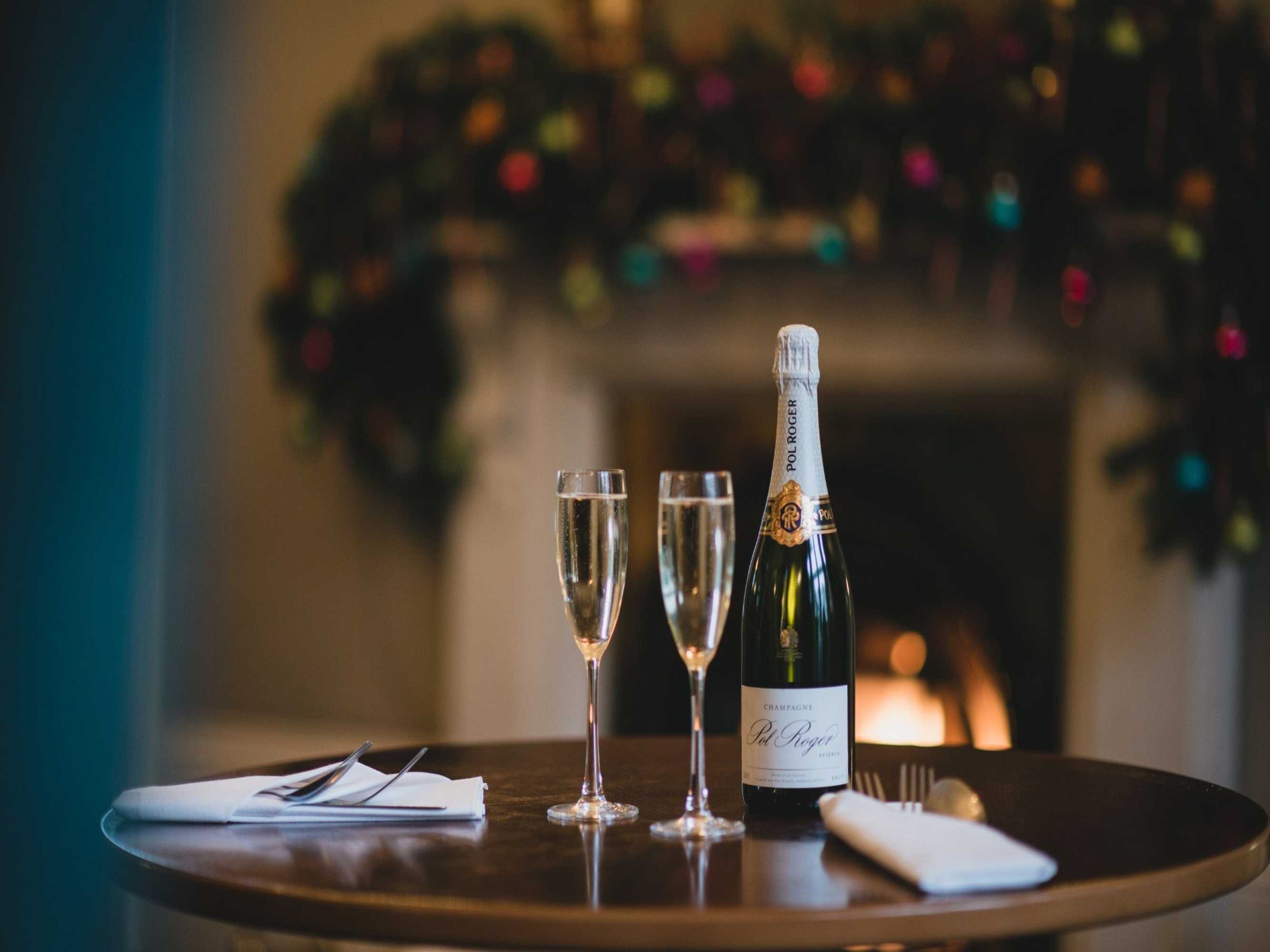 Gift card for Oaklands Hall Hotel Sure Hotel Collection by Best Western Gift card for Oaklands Hall Hotel Sure Hotel Collection by Best Western