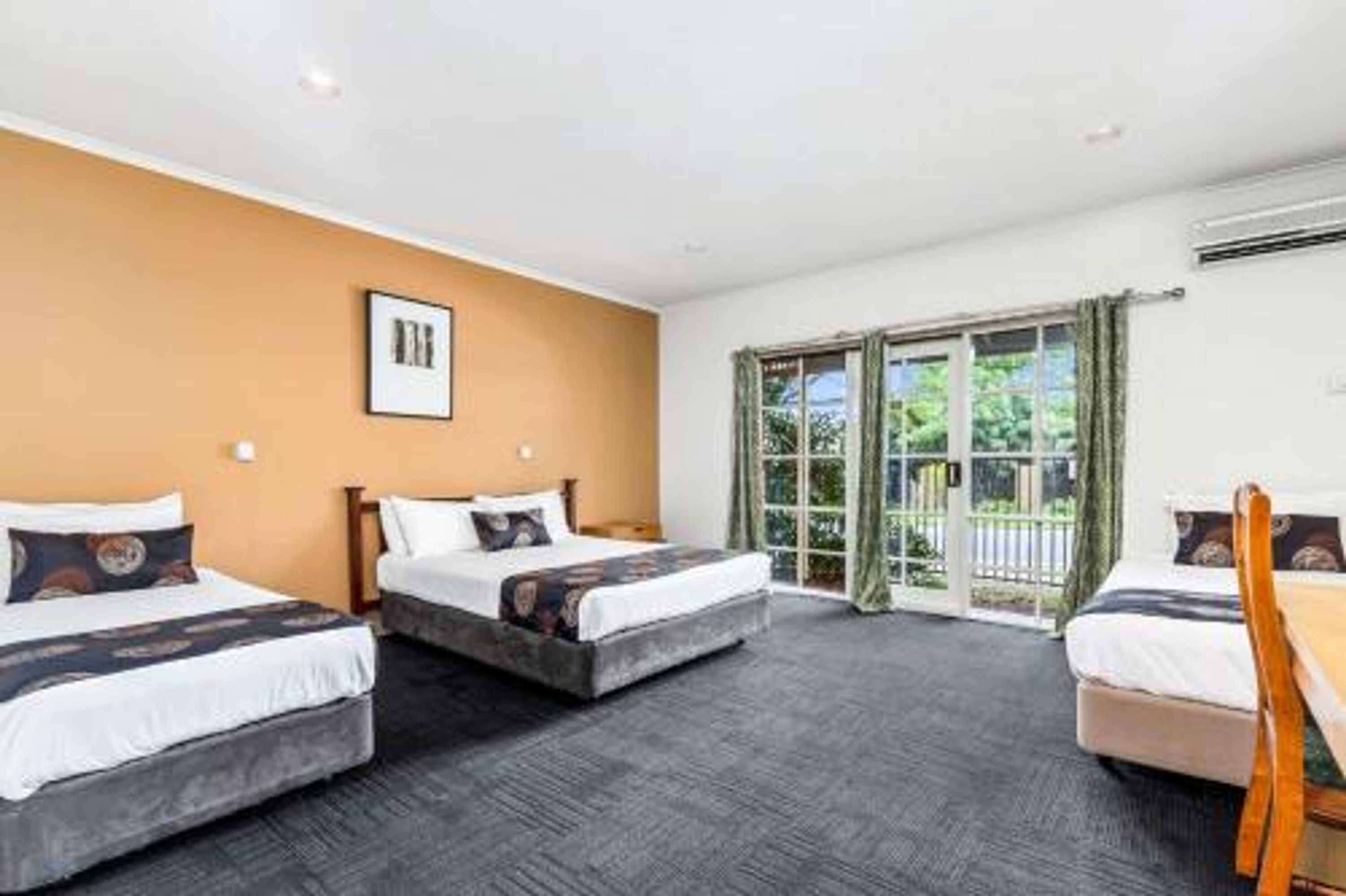 Gift card for Greensborough Motel Gift card for Greensborough Motel