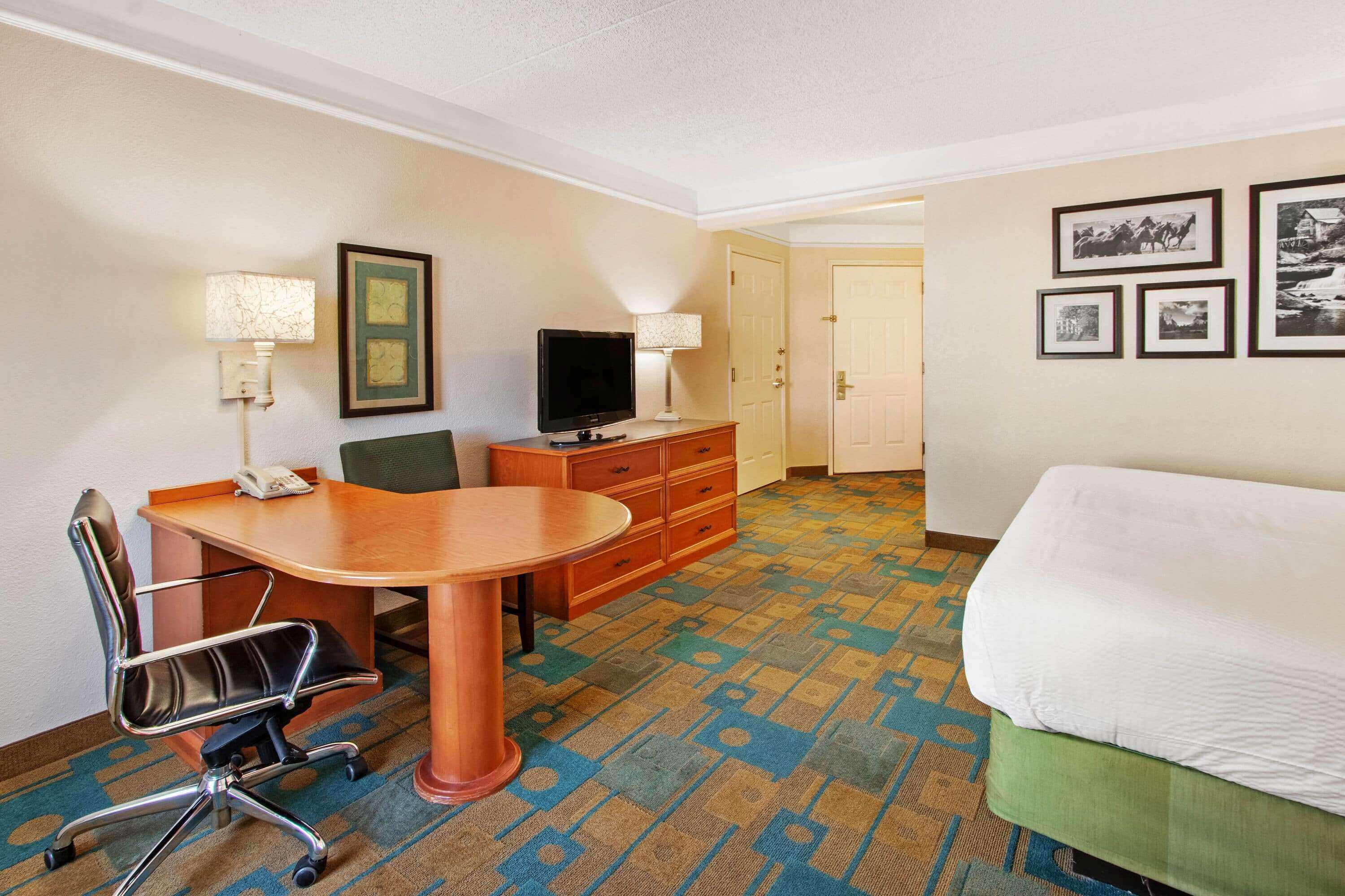 Gift card for La Quinta Inn & Suites by Wyndham Albuquerque West Gift card for La Quinta Inn & Suites by Wyndham Albuquerque West