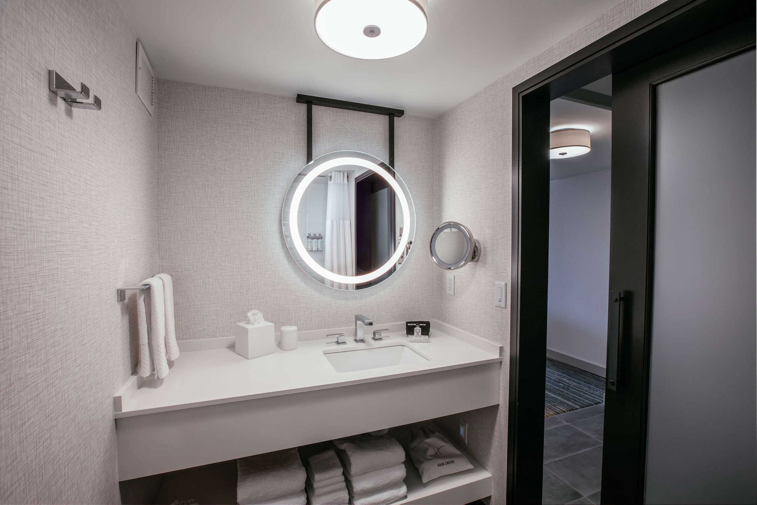 Gift card for Somerset Hills Hotel, Tapestry Collection by Hilton