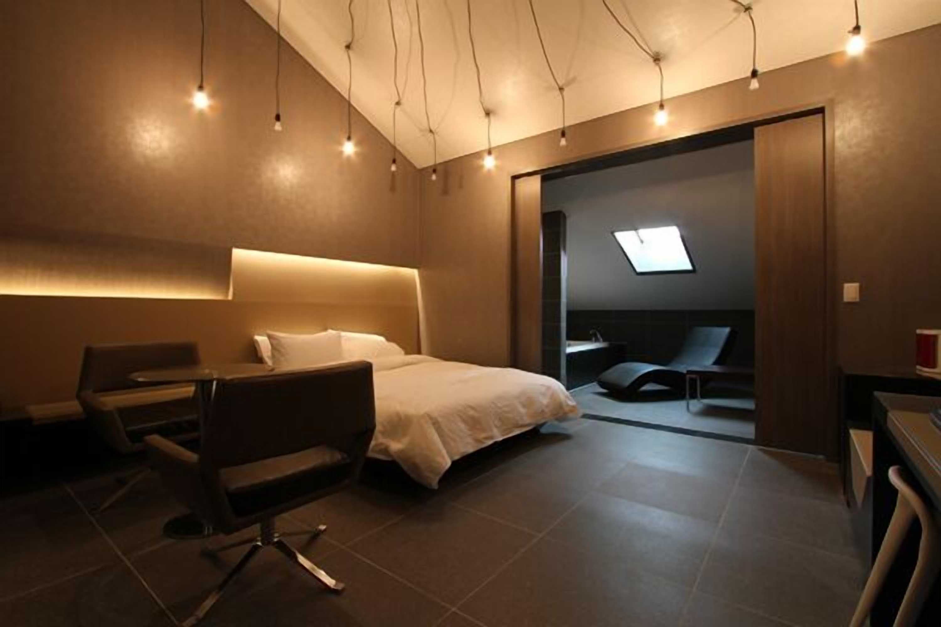 Gift card for Valentine Hotel