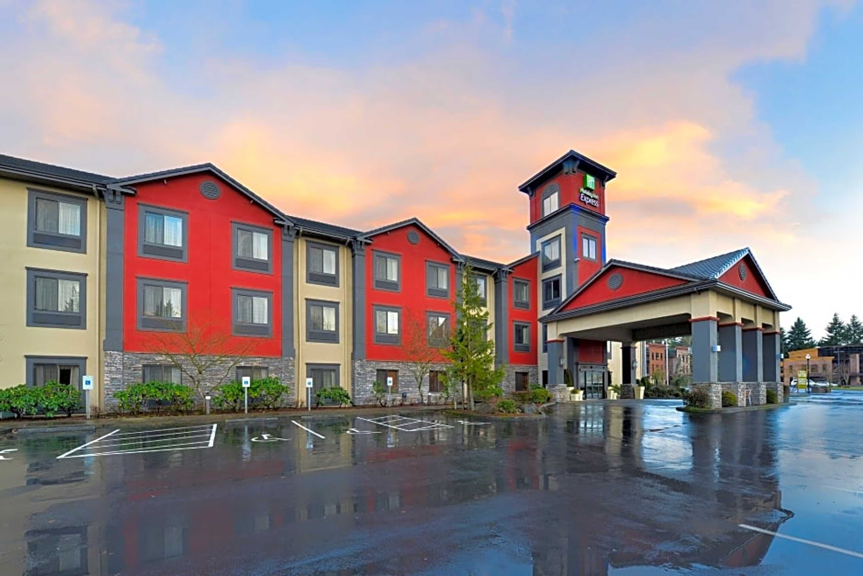 Gift card for Holiday Inn Express Vancouver North - Salmon Creek by Ihg Gift card for Holiday Inn Express Vancouver North - Salmon Creek by Ihg