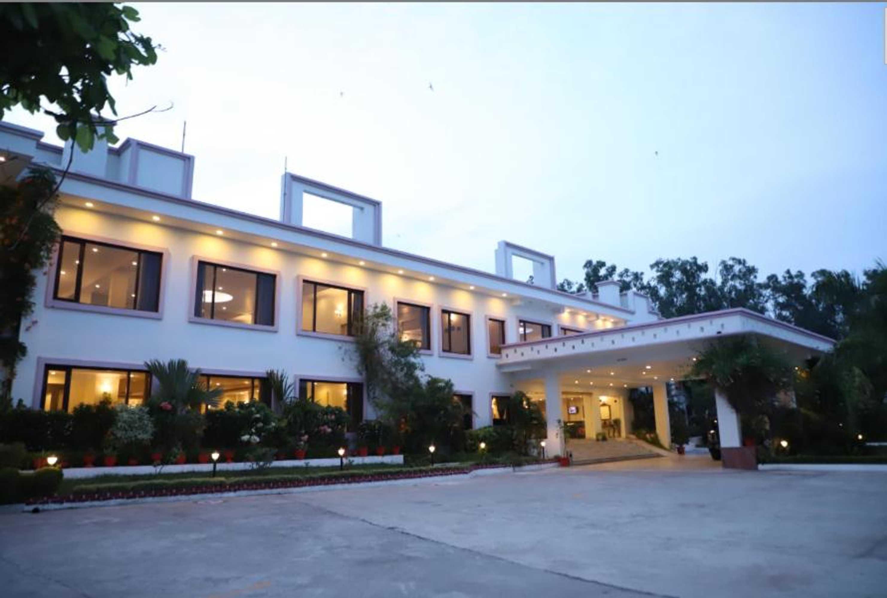 Gift card for Golden Tulip Khajuraho