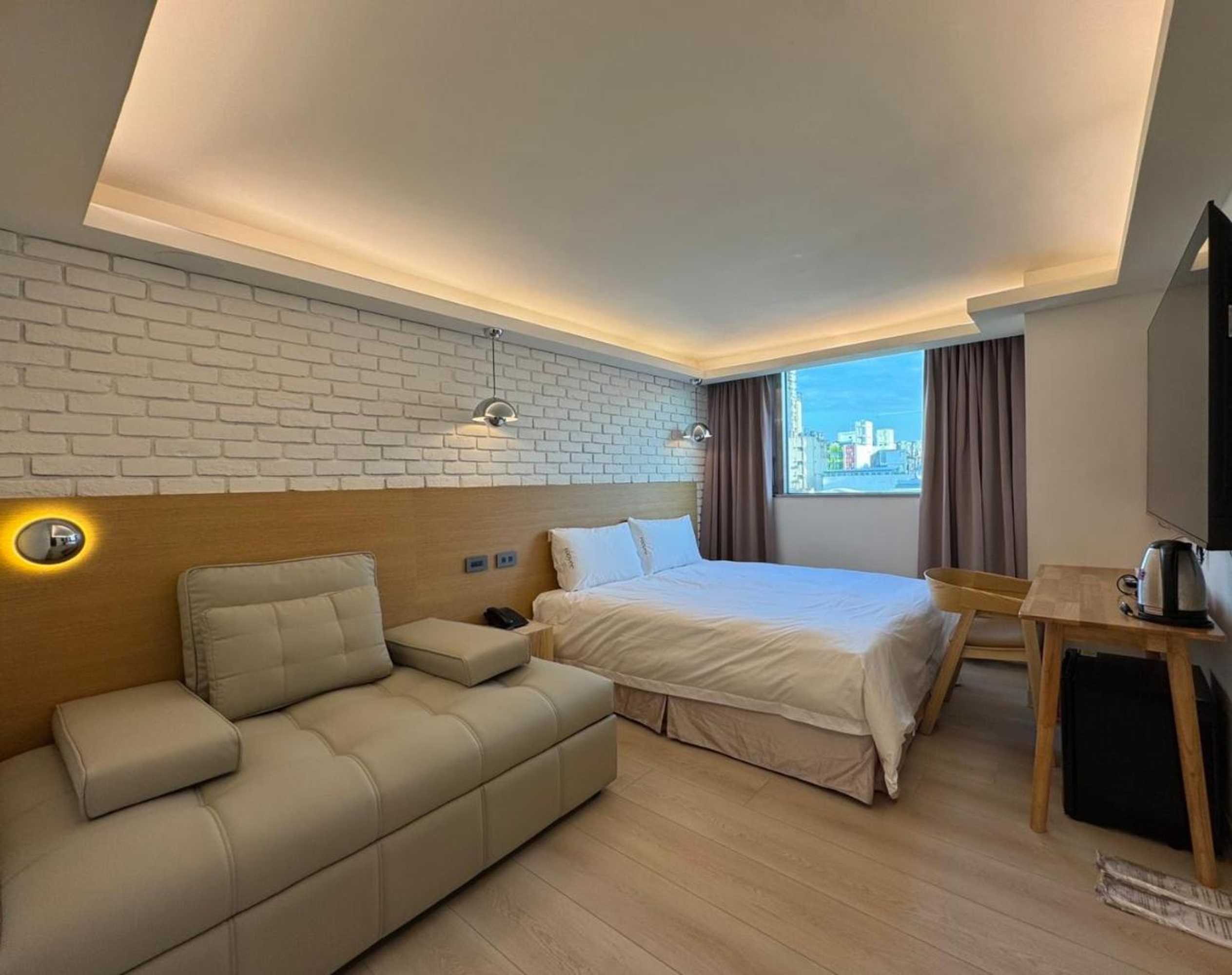 Gift card for Kiwi Express Hotel