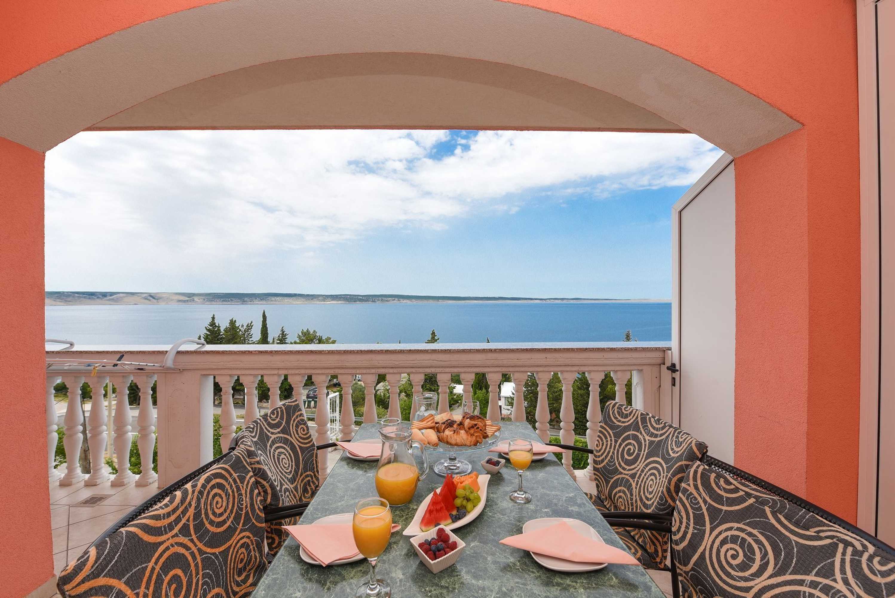 Gift card for Amari Apartments