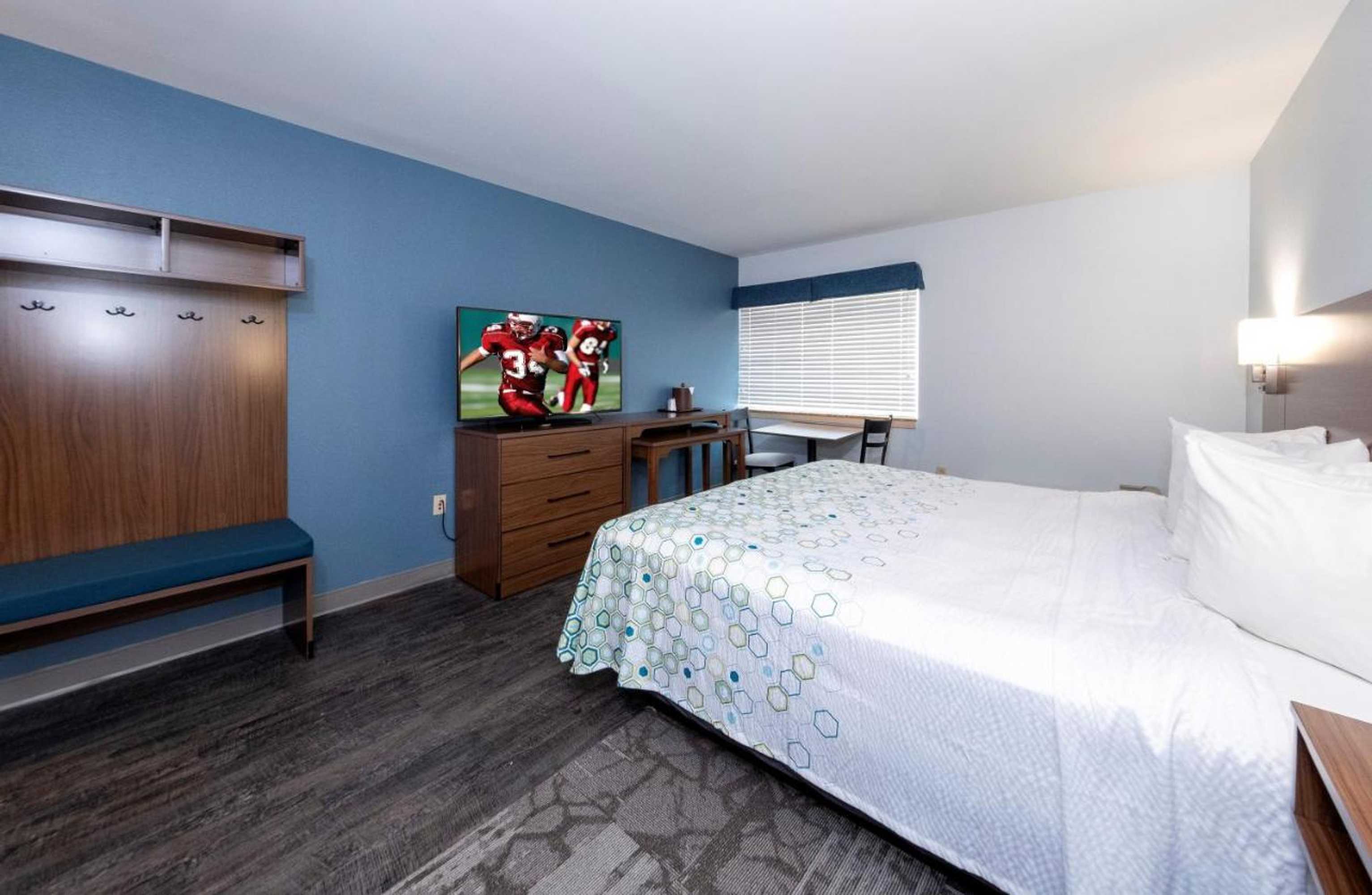 Gift card for Hometowne Studios by Red Roof Wilmington New Castle