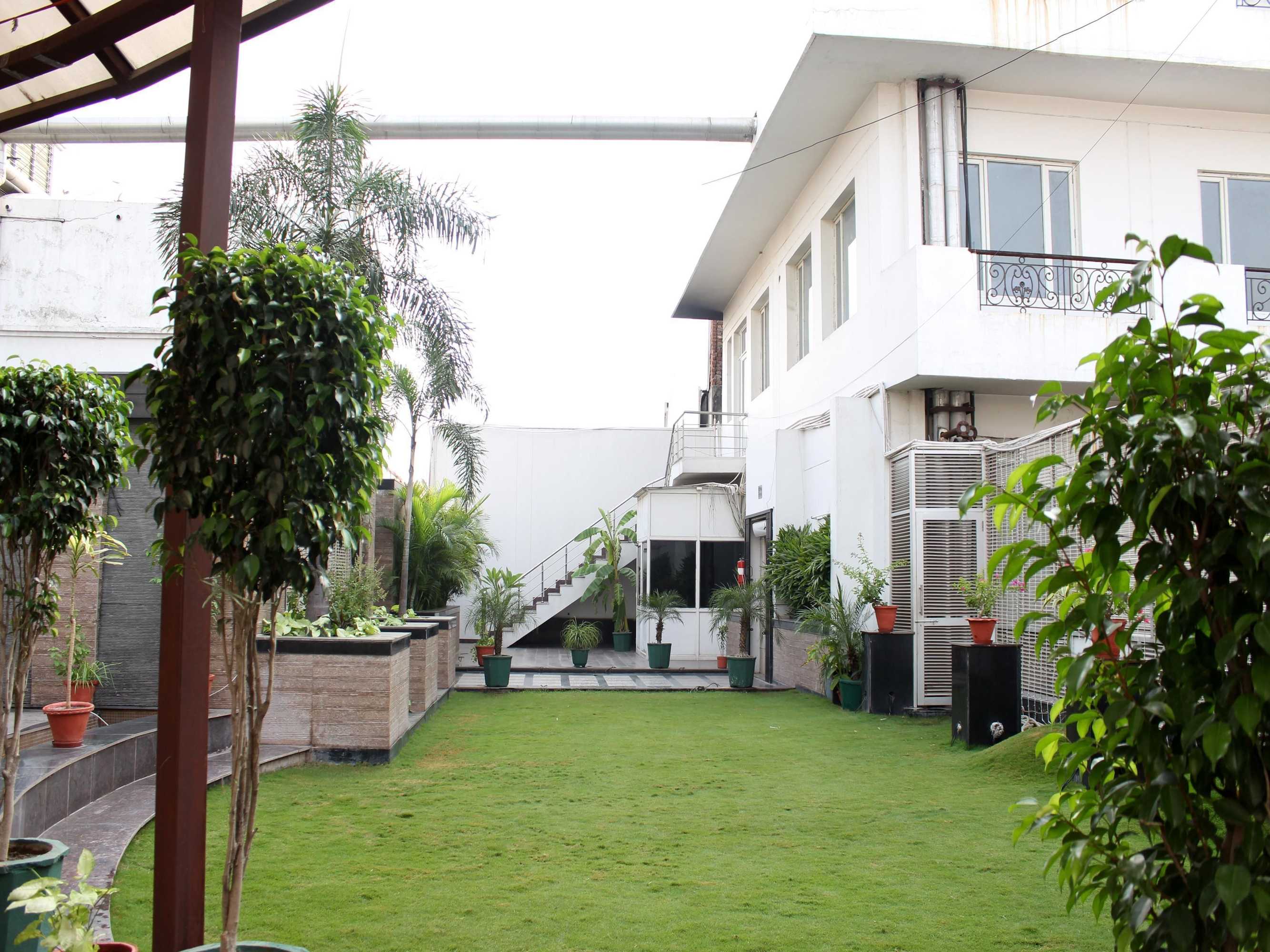 Gift card for Oyo 2617 Hotel Samrat Heavens Gift card for Oyo 2617 Hotel Samrat Heavens