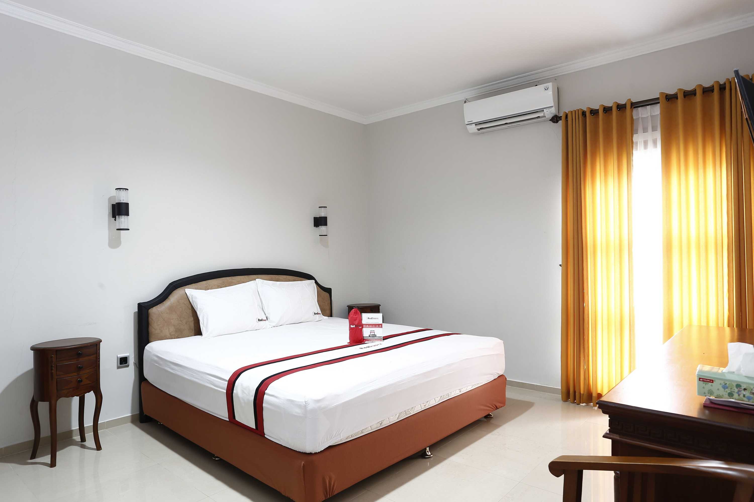 Gift card for Reddoorz Plus Near Adisucipto Airport 2 Gift card for Reddoorz Plus Near Adisucipto Airport 2