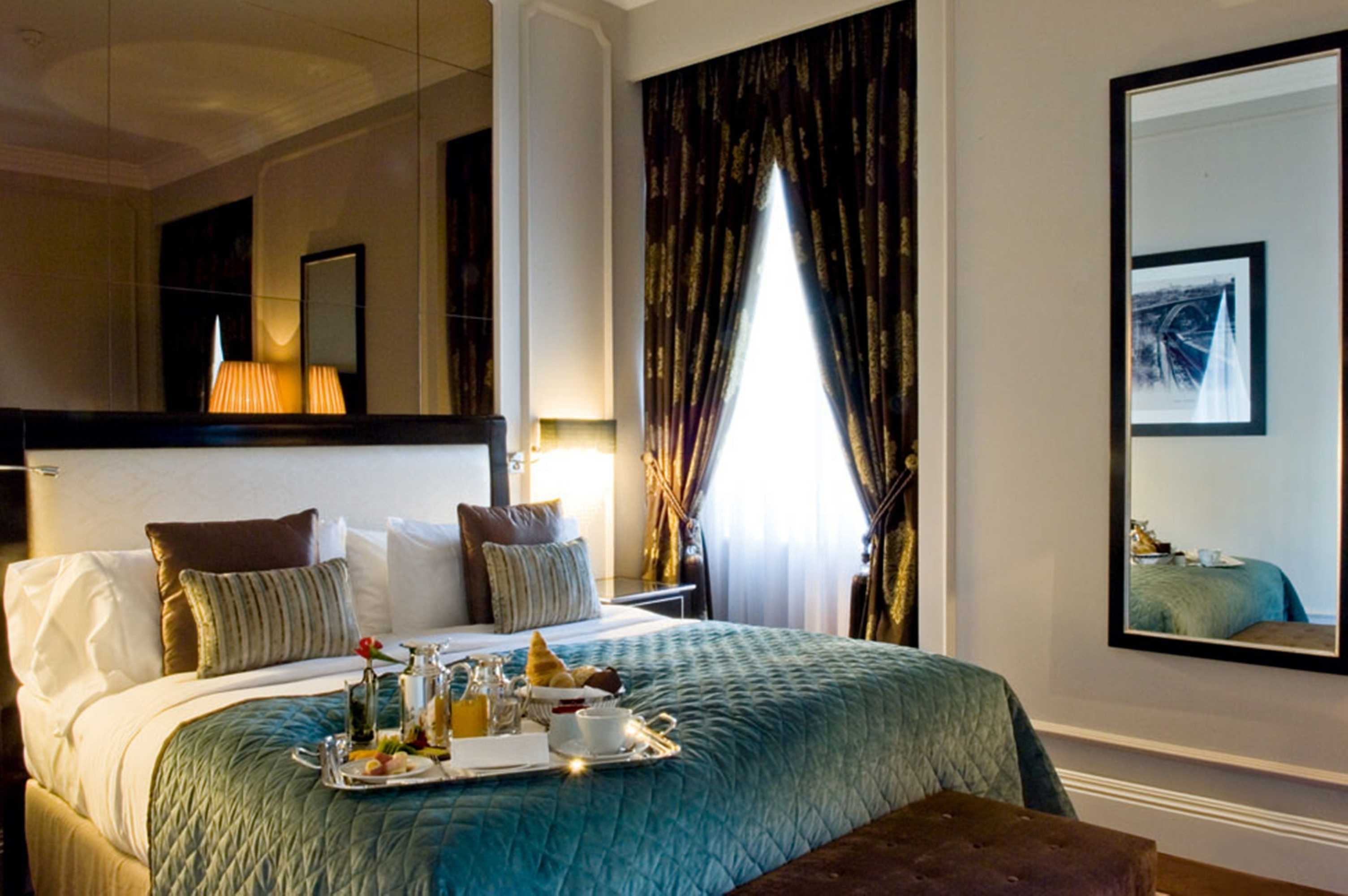 Gift card for Intercontinental Porto - Palacio Das Cardosas by Ihg Gift card for Intercontinental Porto - Palacio Das Cardosas by Ihg