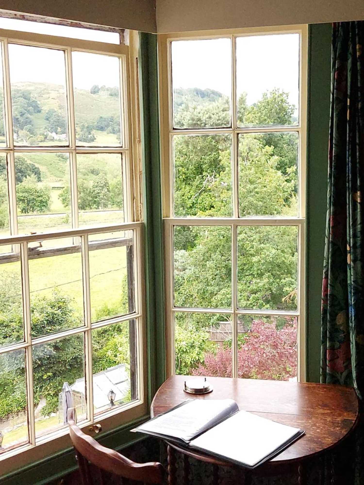 Gift card for Bron-Y-Graig