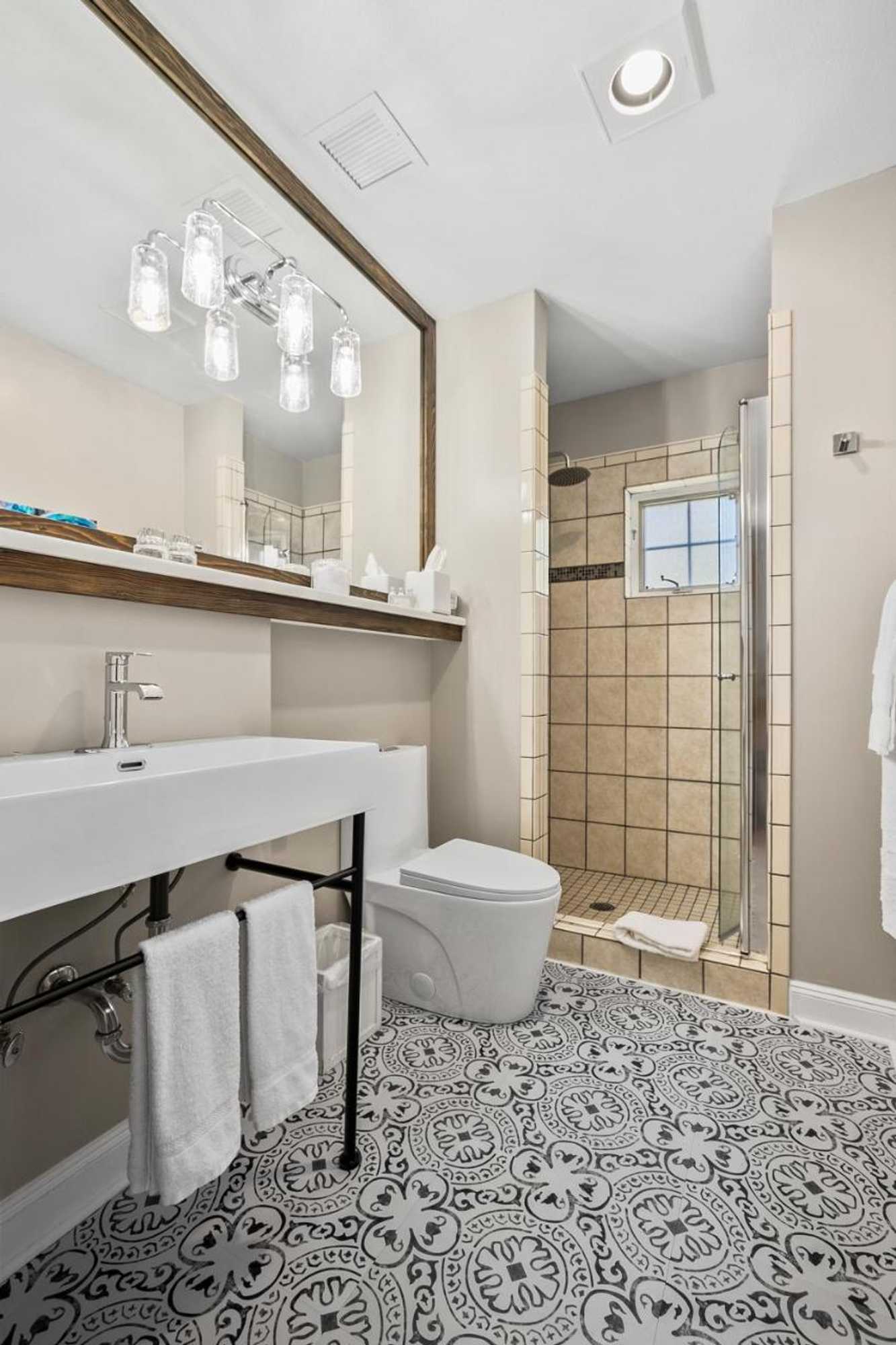 Gift card for Saratoga Inn