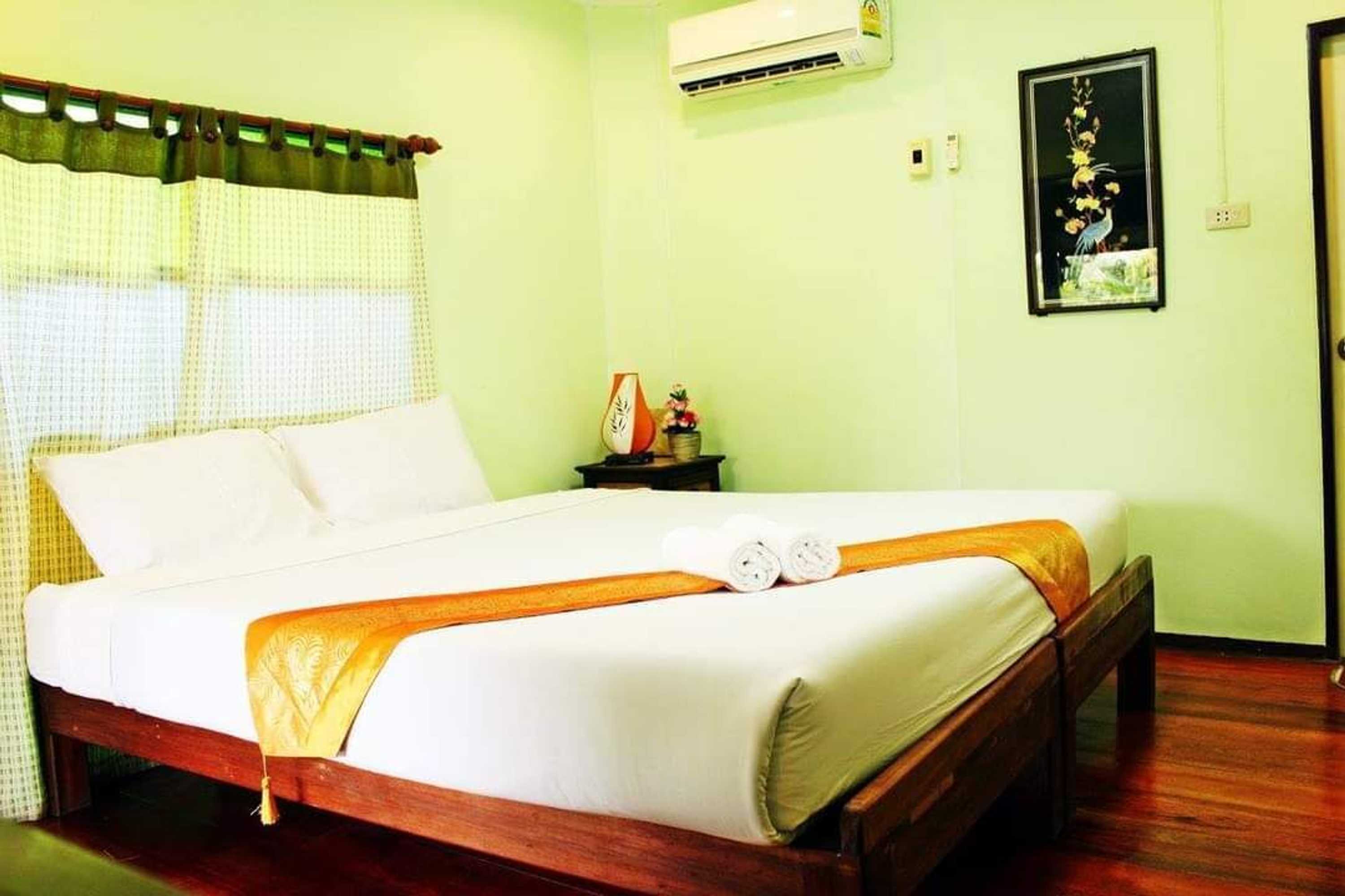 Gift card for Baansuanlynjee Maeklong Resort Gift card for Baansuanlynjee Maeklong Resort