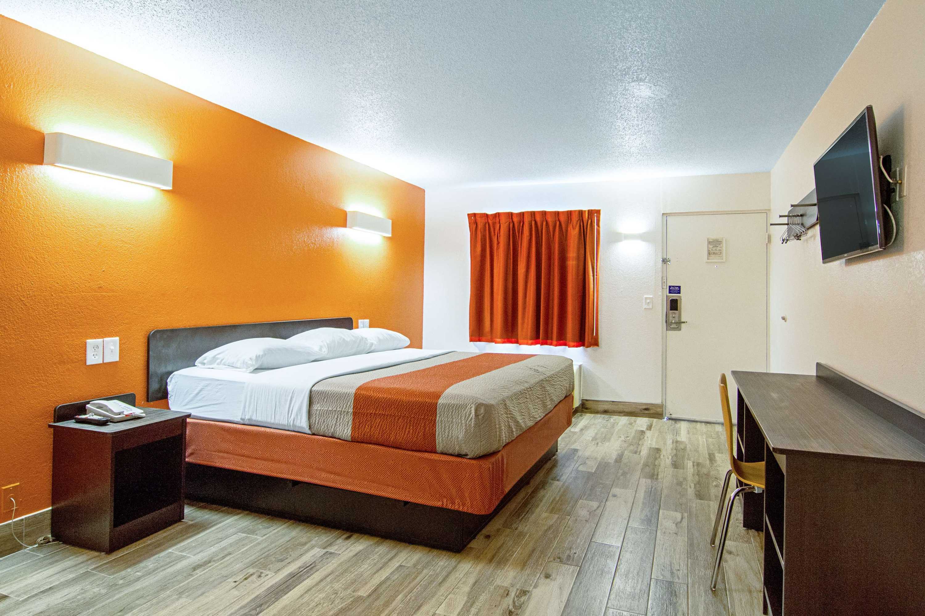 Gift card for Motel 6 Starke, FL Gift card for Motel 6 Starke, FL