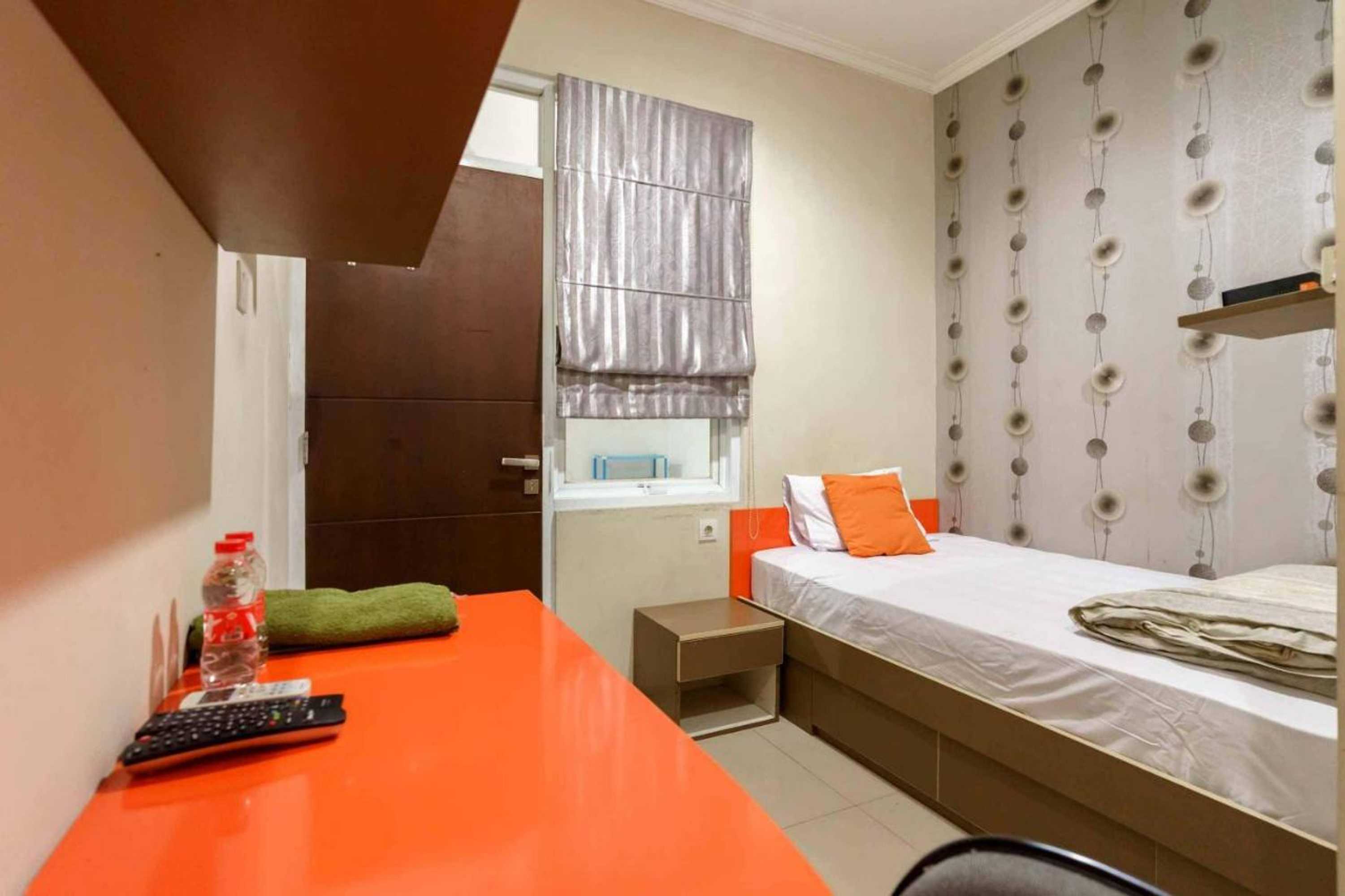 Gift card for Aimer Guest House Syariah Mitra Reddoorz