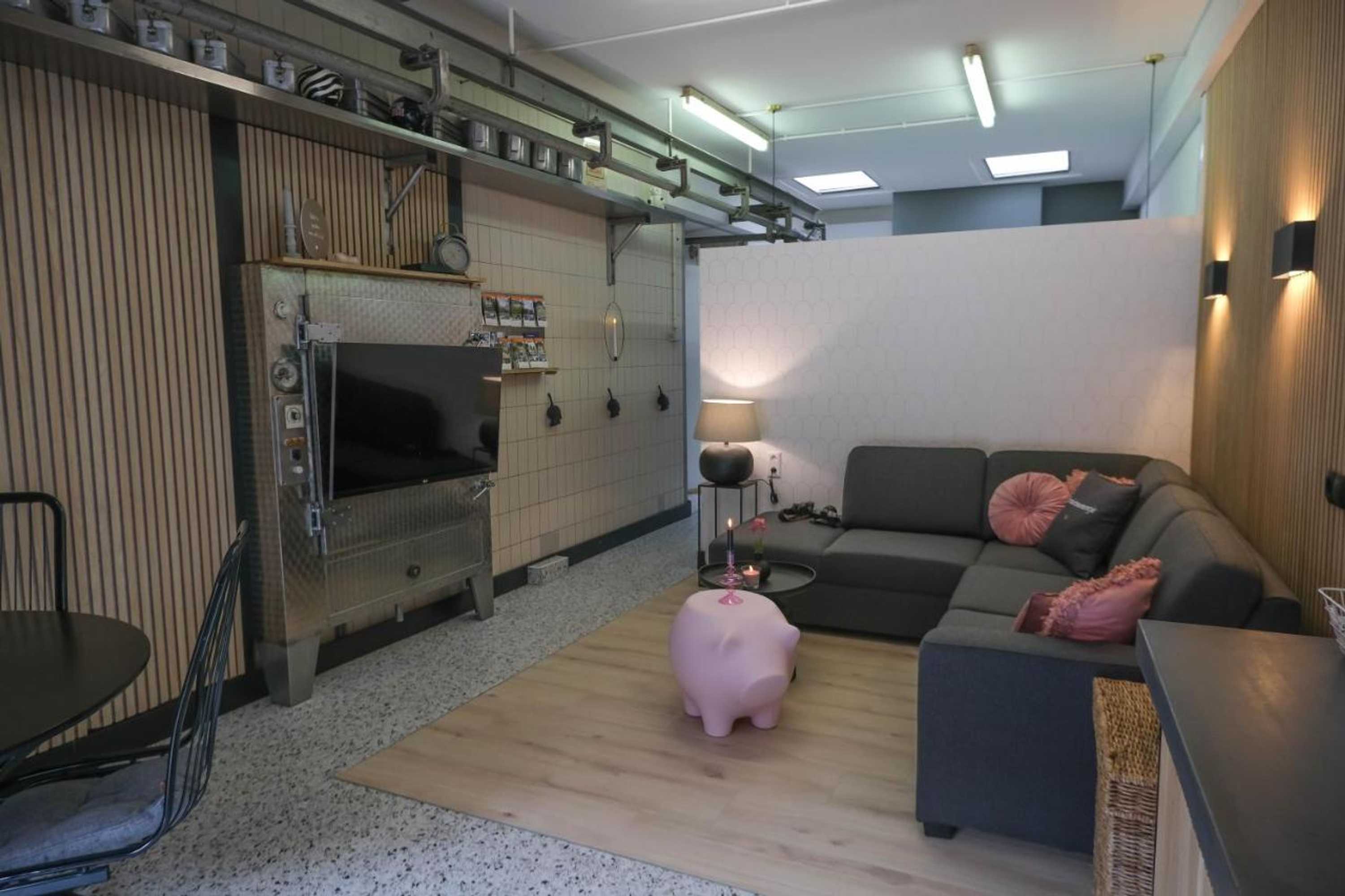 Gift card for B&b Sjlaope Biej DE SjlÈchter (slapen Bij de Slager)