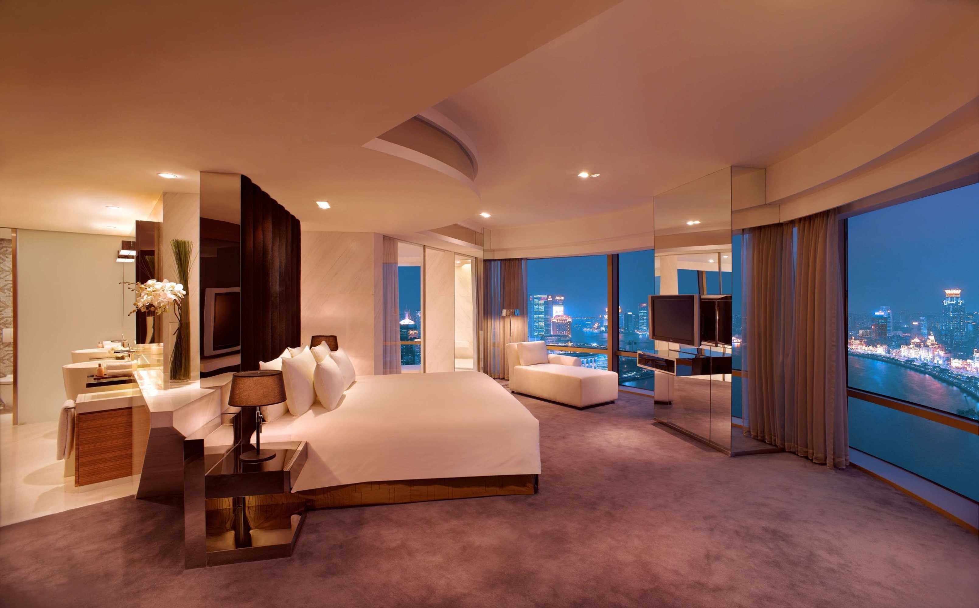 Gift card for Hyatt on The Bund, Shanghai Gift card for Hyatt on The Bund, Shanghai