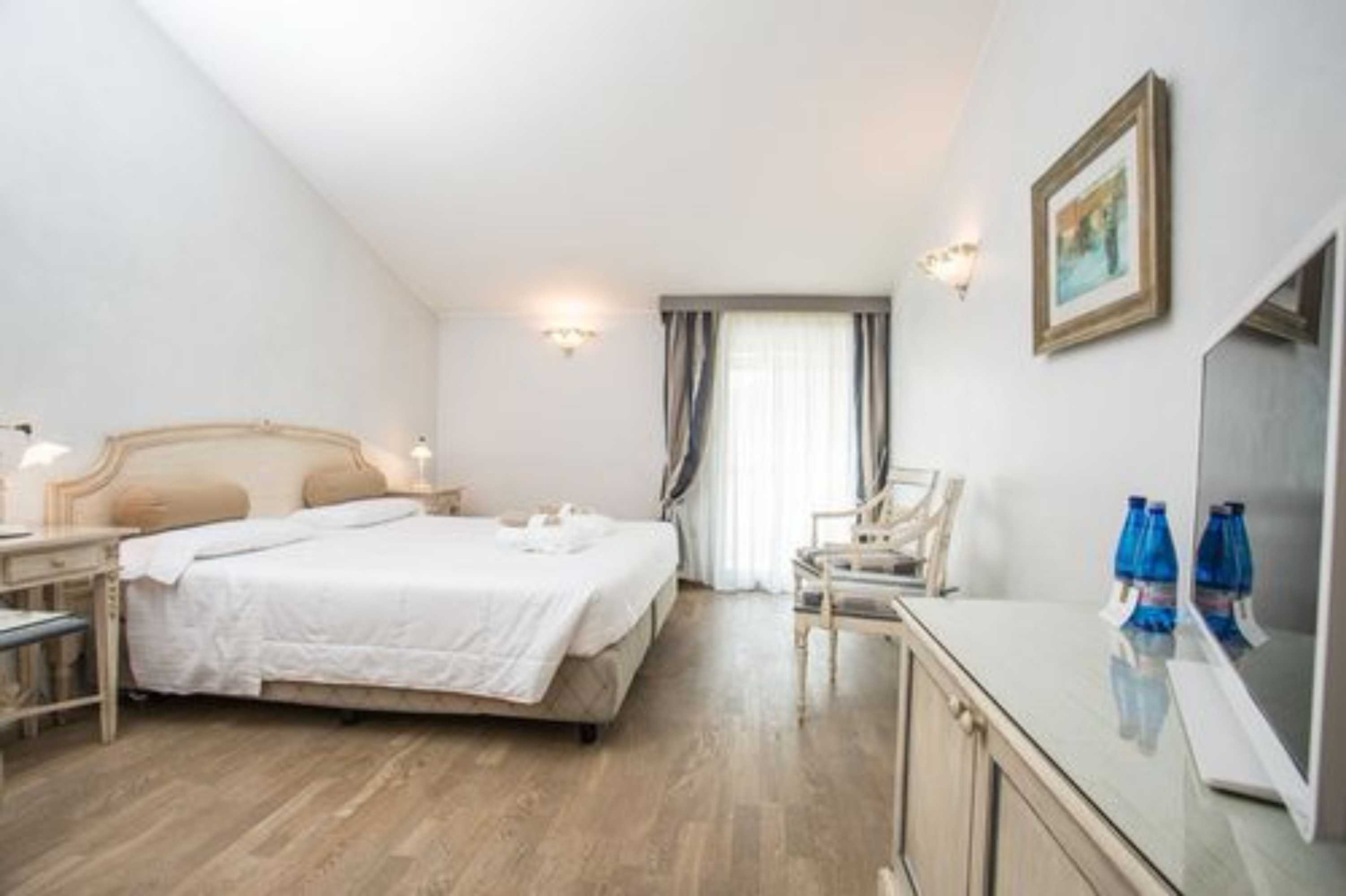 Gift card for Hotel Spiaggia D'oro - Charme & Boutique - Garda Lake Collection Gift card for Hotel Spiaggia D'oro - Charme & Boutique - Garda Lake Collection