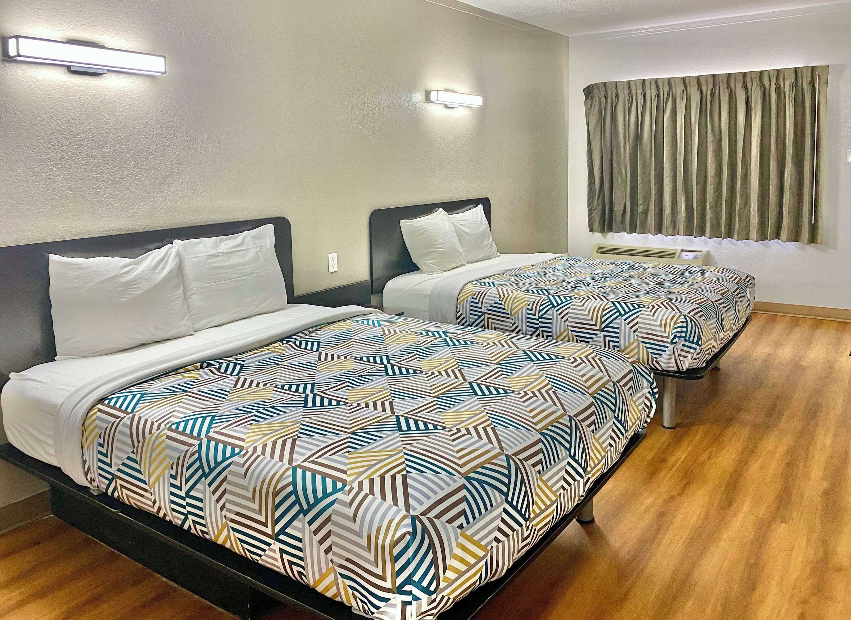 Gift card for Motel 6 Huntington, WV