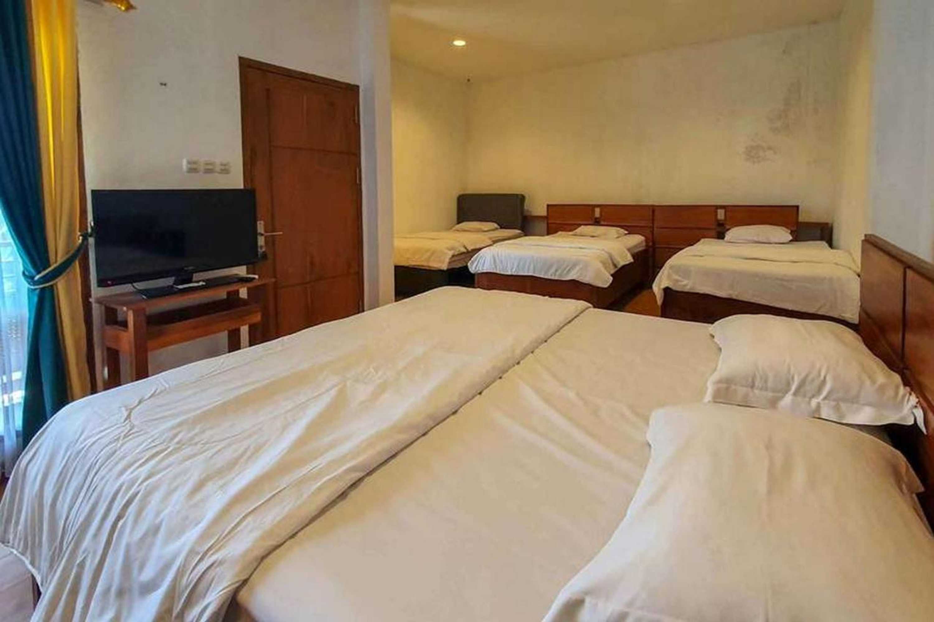 Gift card for Rumah Eyang Tardjo Syariah Mitra Reddoorz