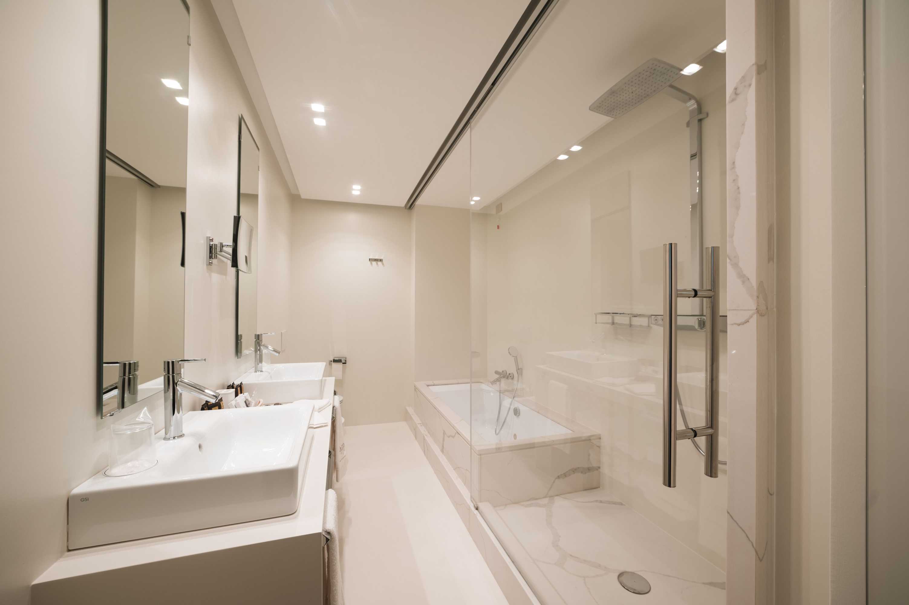 Gift card for Royal Palace Luxury Suites & Hotel Gift card for Royal Palace Luxury Suites & Hotel