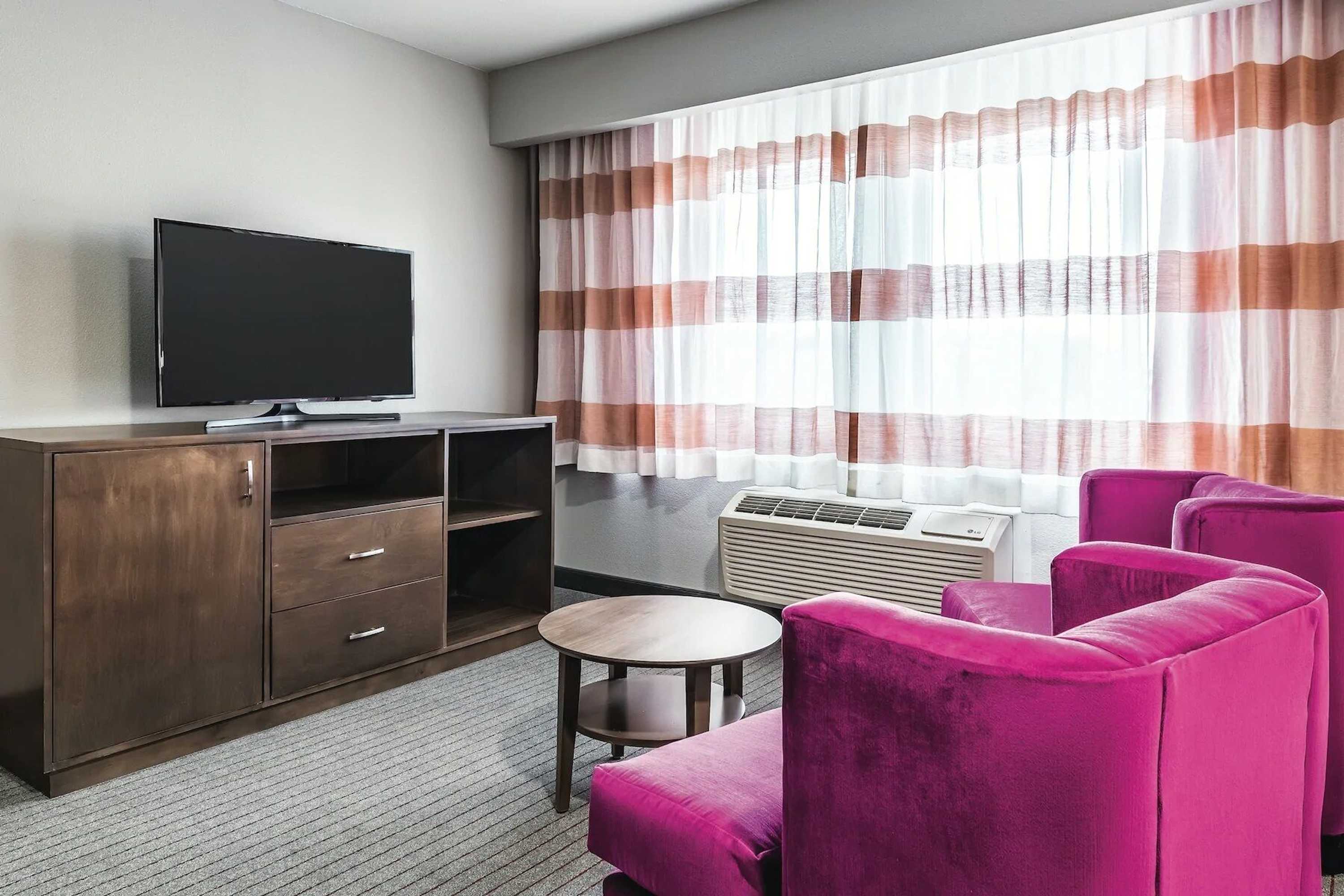 Gift card for La Quinta Inn & Suites by Wyndham Seattle Federal Way Gift card for La Quinta Inn & Suites by Wyndham Seattle Federal Way