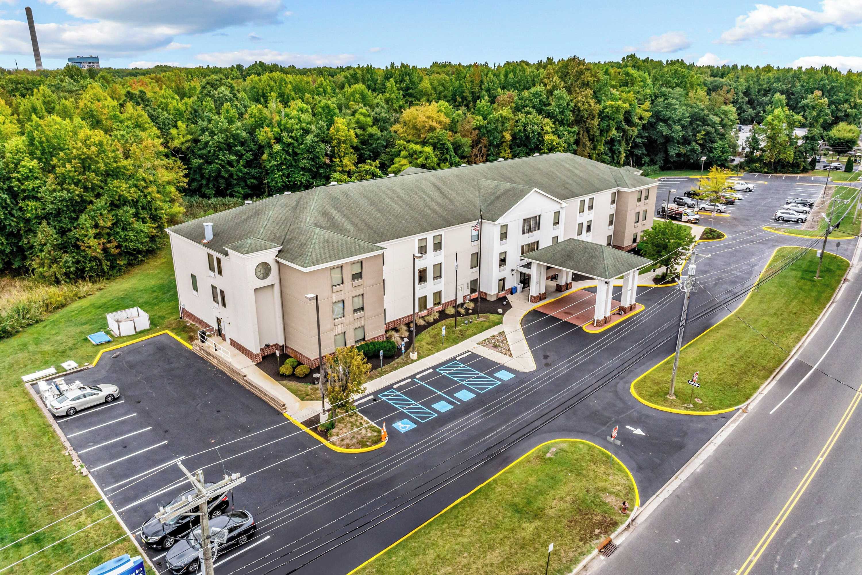 Gift card for Holiday Inn Express Hotel & Suites Carneys Point by Ihg Gift card for Holiday Inn Express Hotel & Suites Carneys Point by Ihg