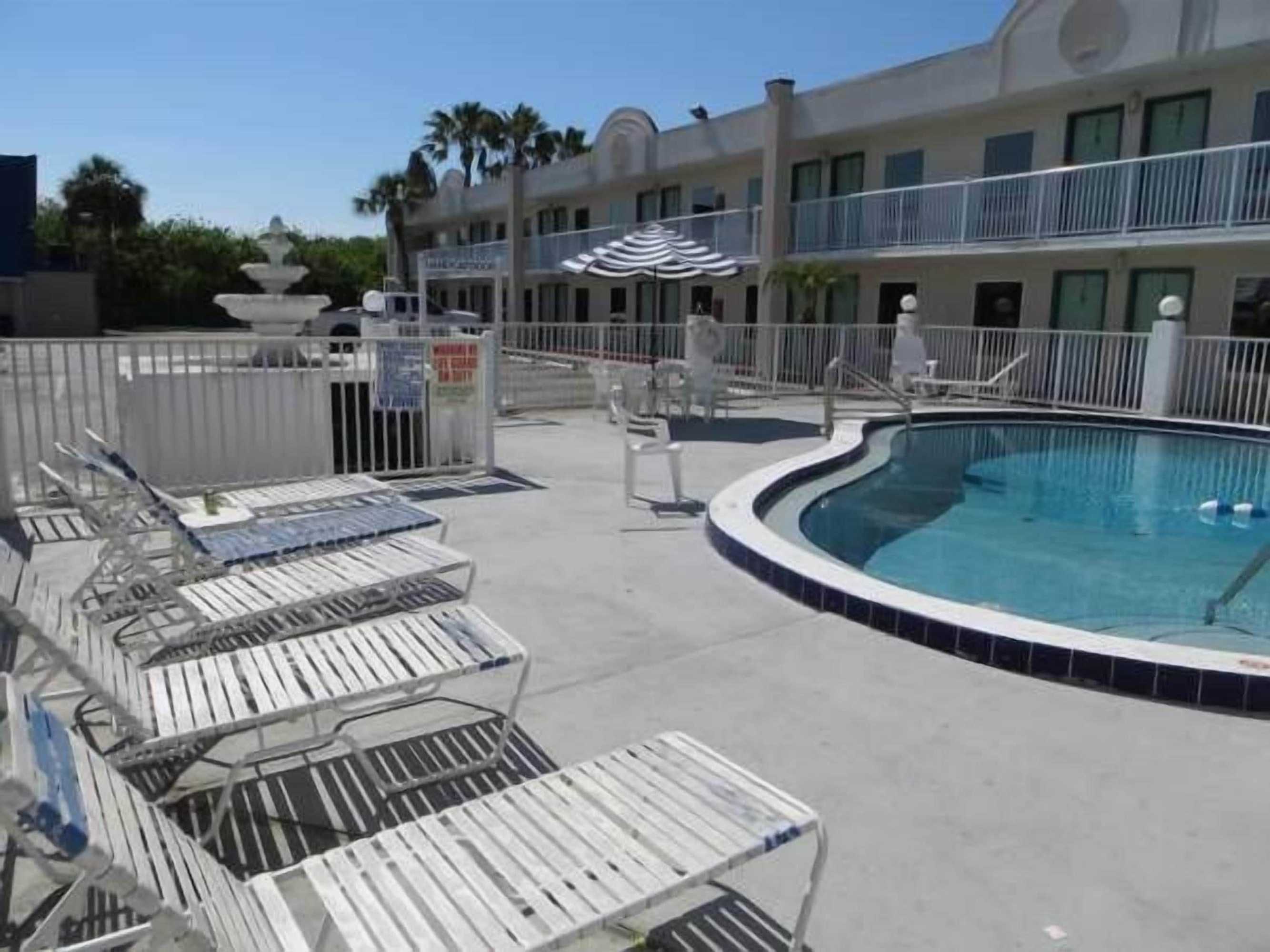 Gift card for Budget Inn Cocoa Gift card for Budget Inn Cocoa