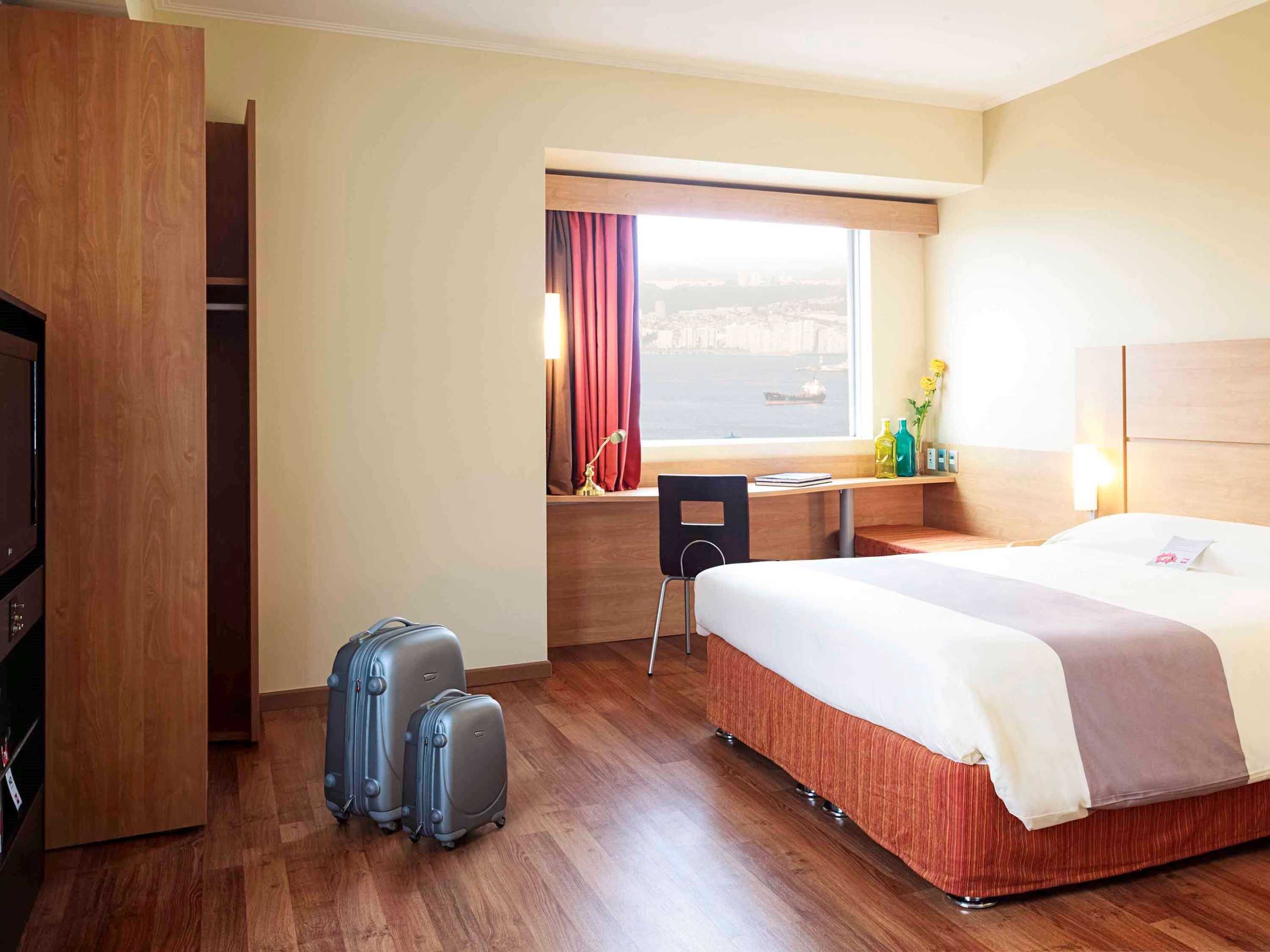 Gift card for Ibis Valparaiso Gift card for Ibis Valparaiso