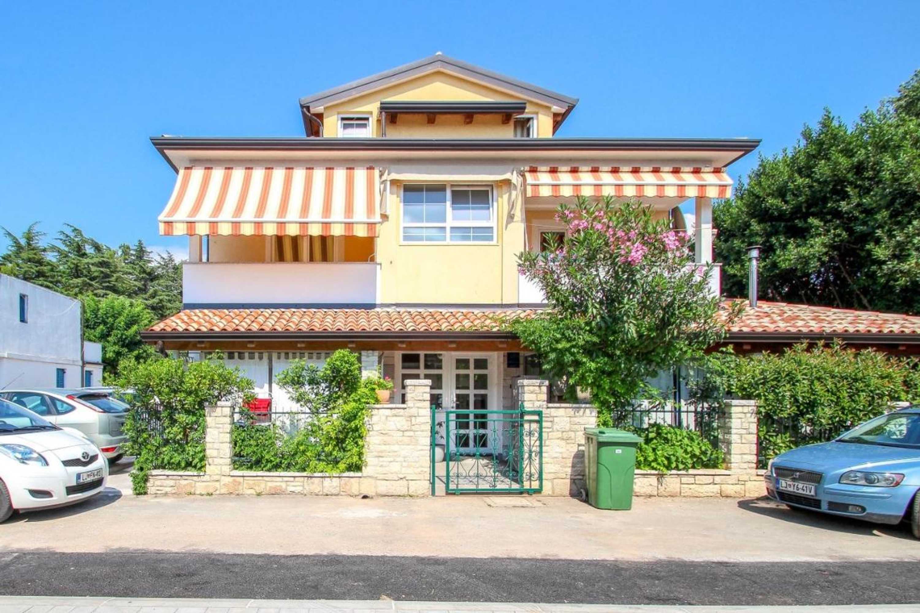 Gift card for Viviana