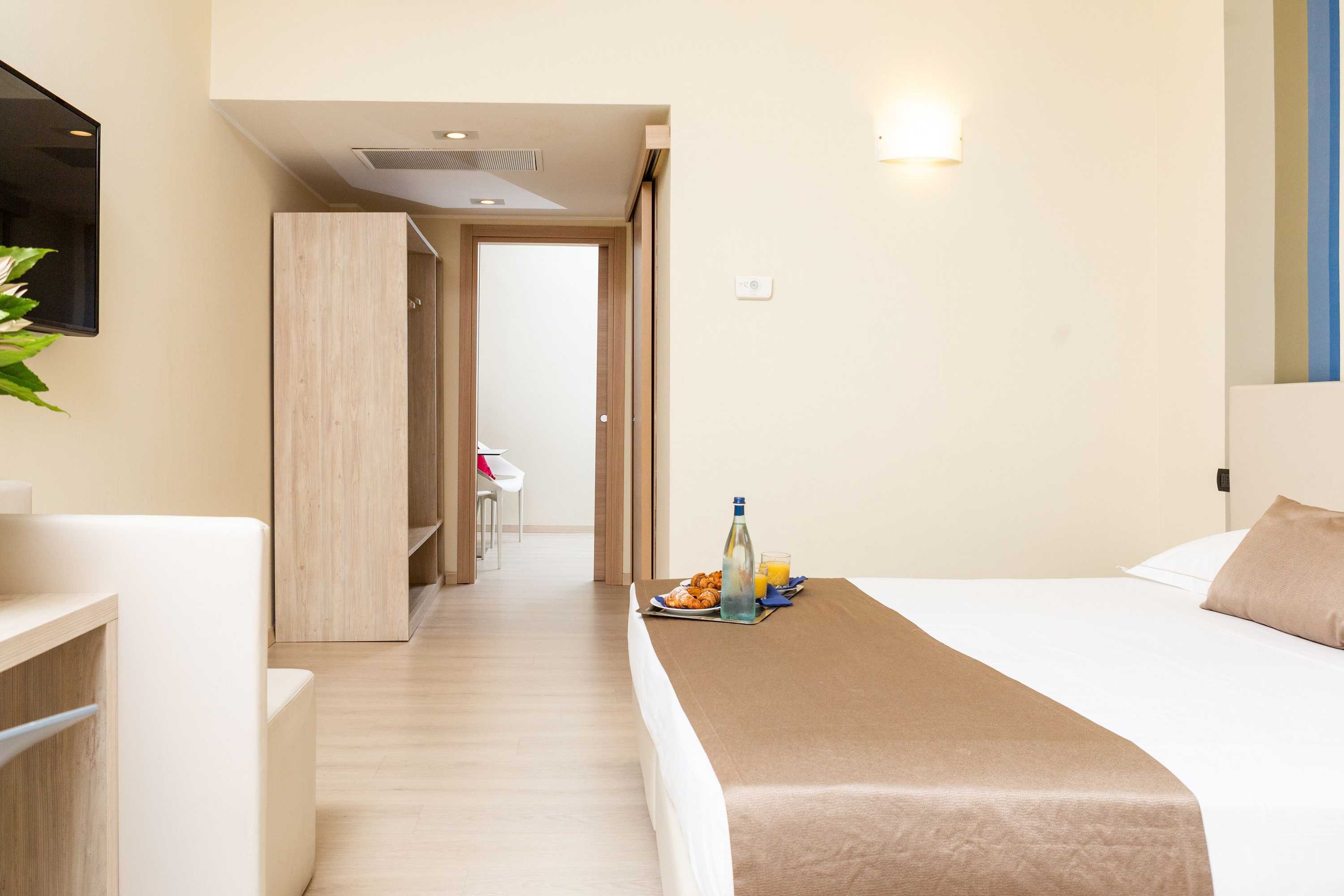 Gift card for Helios Hotel & Terrazza Mia Gift card for Helios Hotel & Terrazza Mia