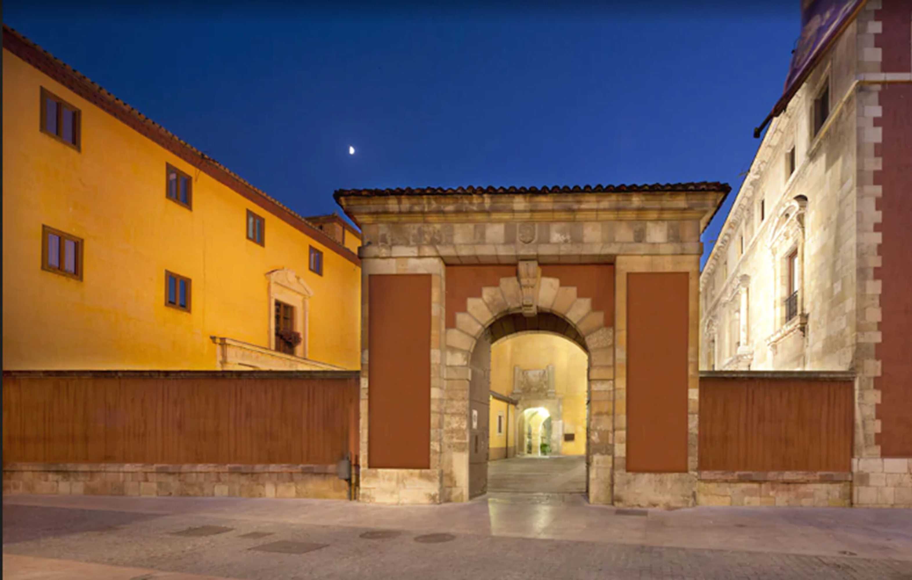 Gift card for Hotel Real Colegiata San Isidoro Gift card for Hotel Real Colegiata San Isidoro
