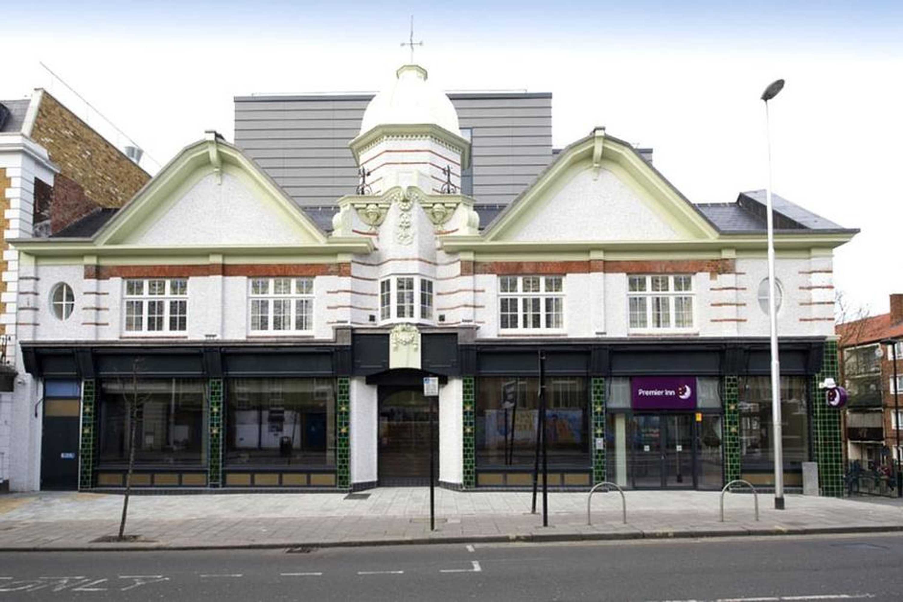 Gift card for Premier Inn London Clapham Gift card for Premier Inn London Clapham