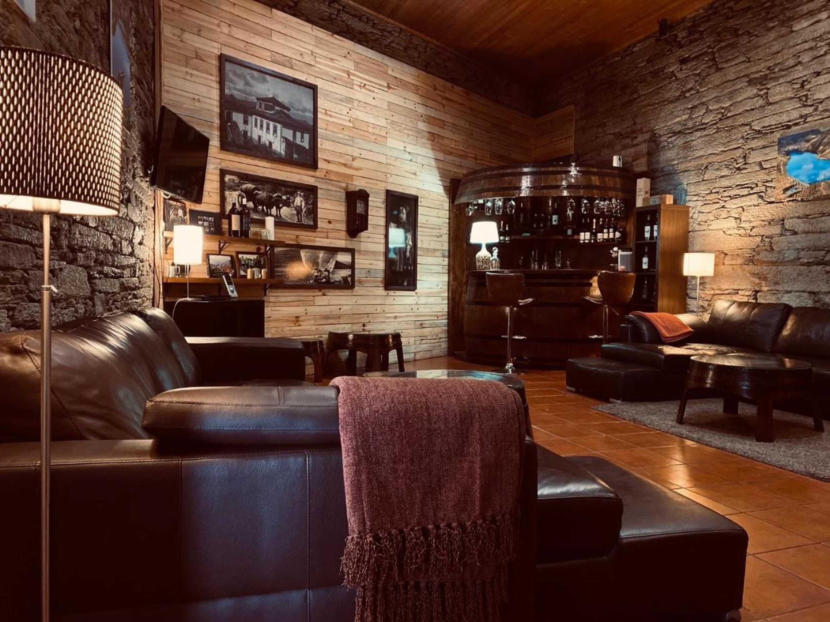 Gift card for Quinta da Casa Cimeira, Guest House, Wines & Food