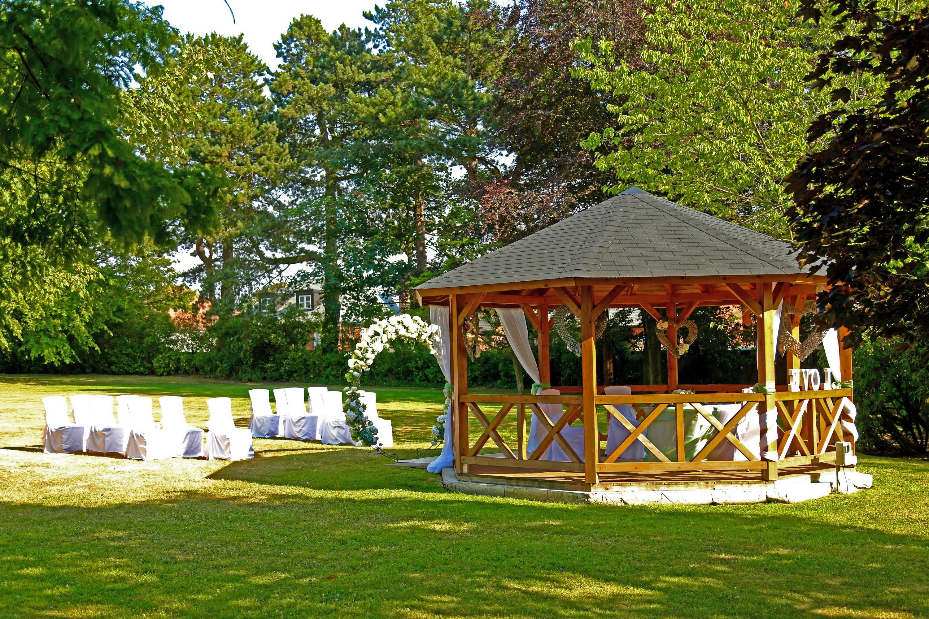 Gift card for Classic Lodges - Farington Lodge Gift card for Classic Lodges - Farington Lodge