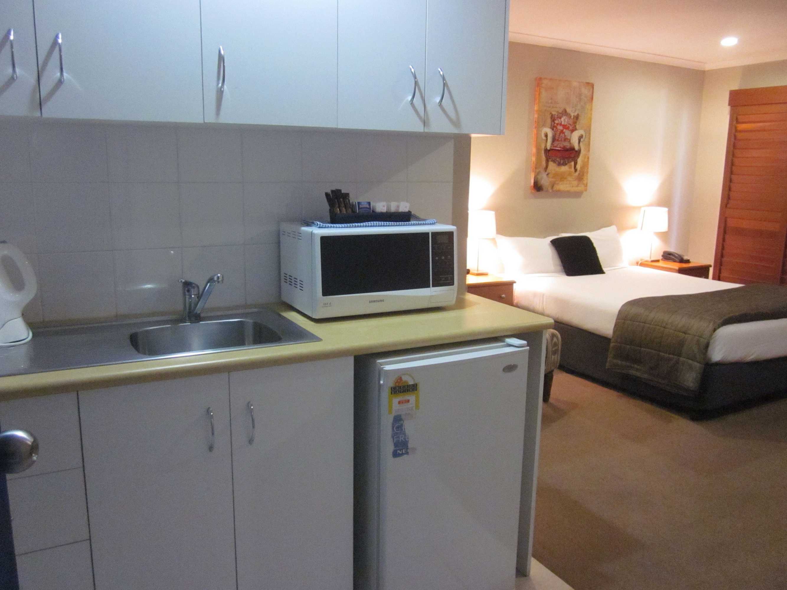Gift card for The Cosmopolitan Motel And Serviced Apartments Gift card for The Cosmopolitan Motel And Serviced Apartments