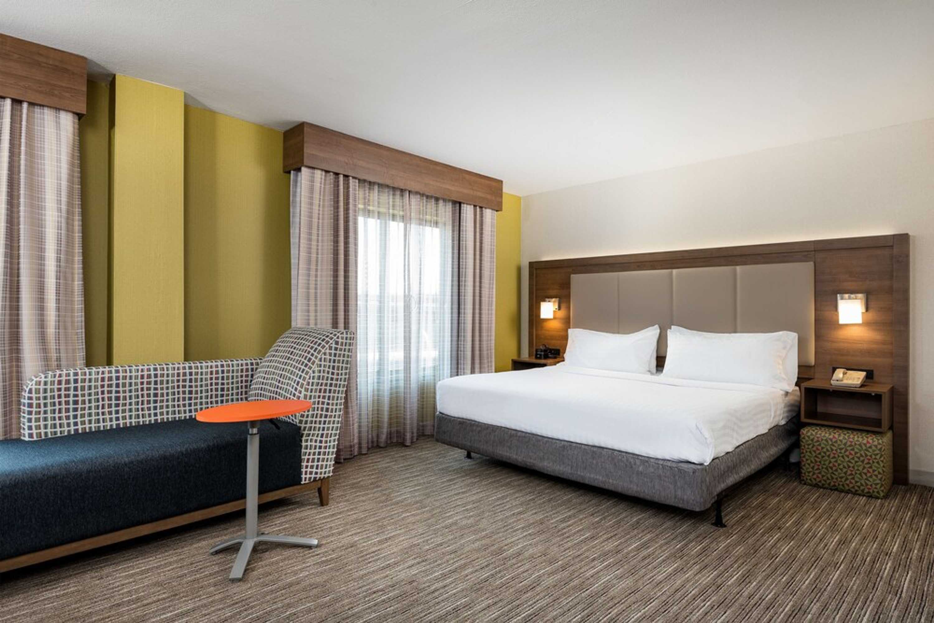 Gift card for Country Inn & Suites by Radisson, Downtown Albany New York Gift card for Country Inn & Suites by Radisson, Downtown Albany New York